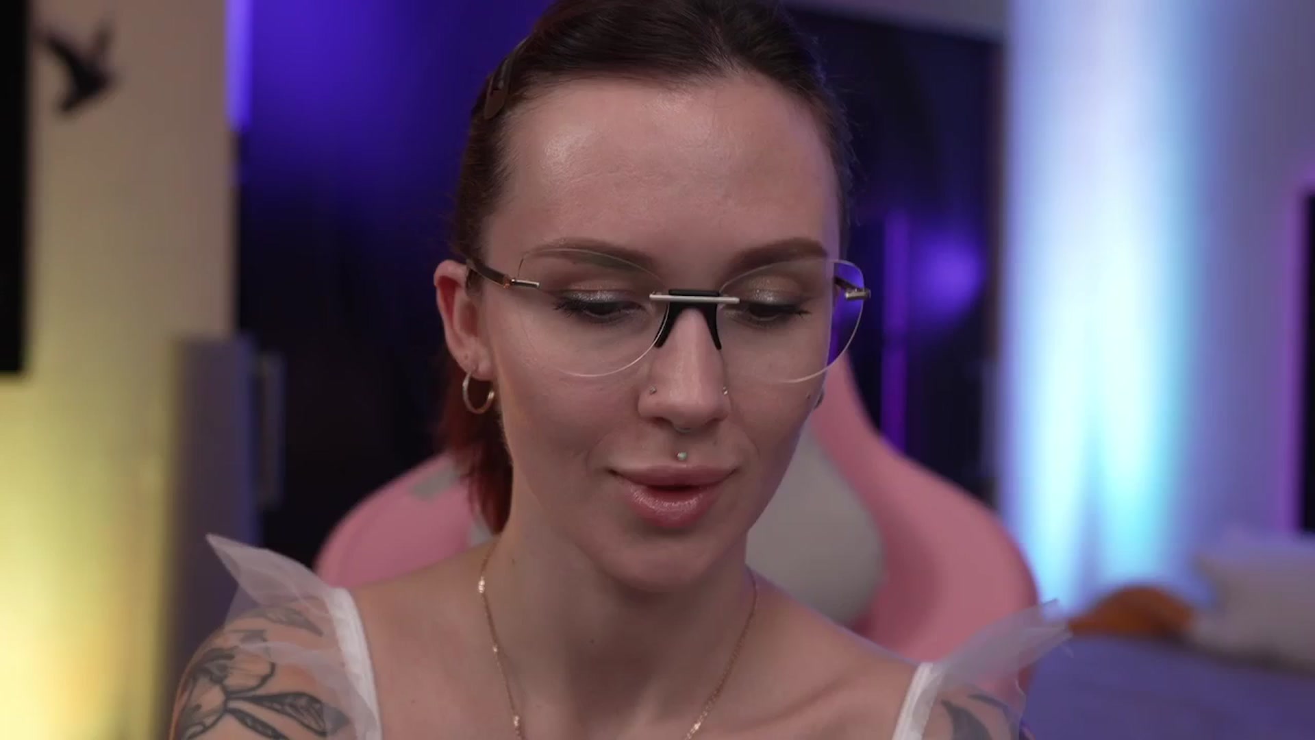 Gallery image thumbnail from GoGoDr3am's myfreecams stream on, 03/05/2025, 23:29 image 15 of 20