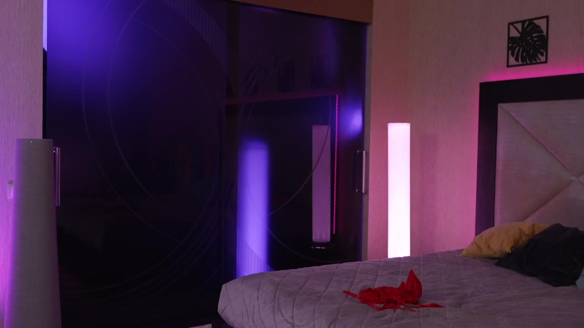 Gallery image thumbnail from GoGoDr3am's myfreecams stream on, 03/18/2025, 24:39 image 13 of 20