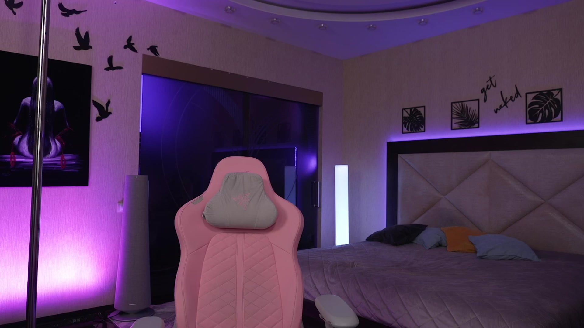 Gallery image thumbnail from GoGoDr3am's myfreecams stream on, 03/25/2025, 03:23 image 9 of 20