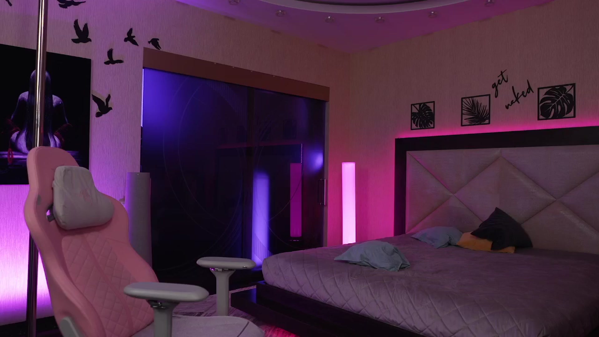 Gallery image thumbnail from GoGoDr3am's myfreecams stream on, 03/26/2025, 24:50 image 17 of 20