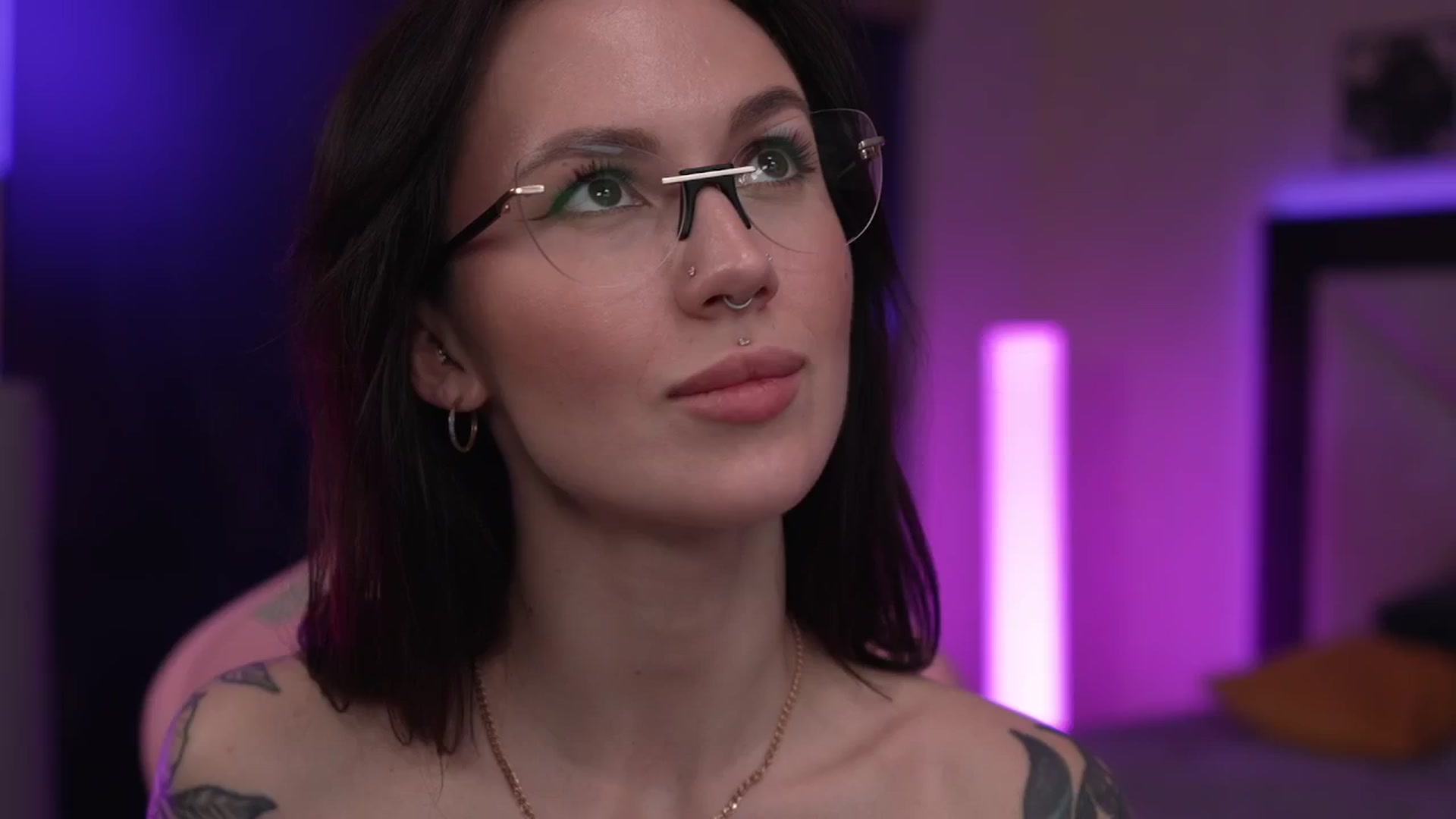 Gallery image thumbnail from GoGoDr3am's myfreecams stream on, 04/02/2025, 02:03 image 5 of 20