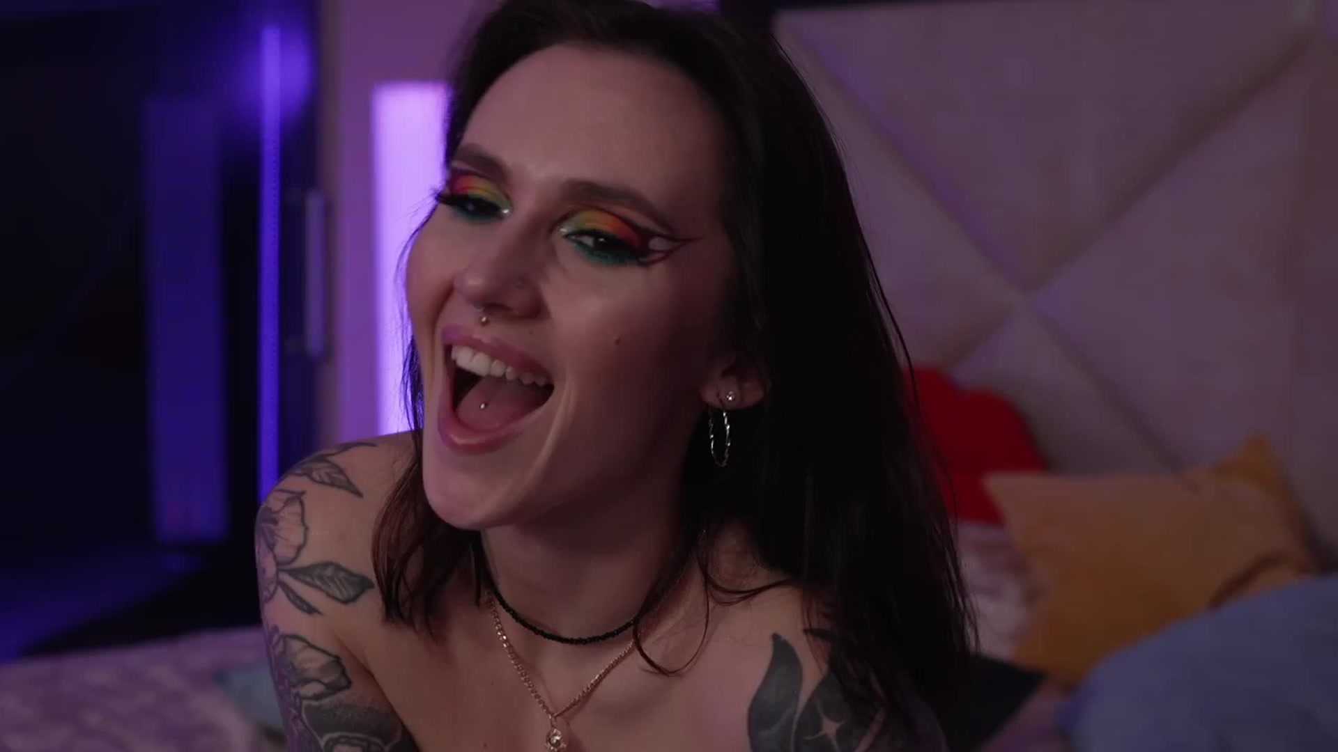 Gallery image thumbnail from GoGoDr3am's myfreecams stream on, 04/05/2025, 23:30 image 4 of 20