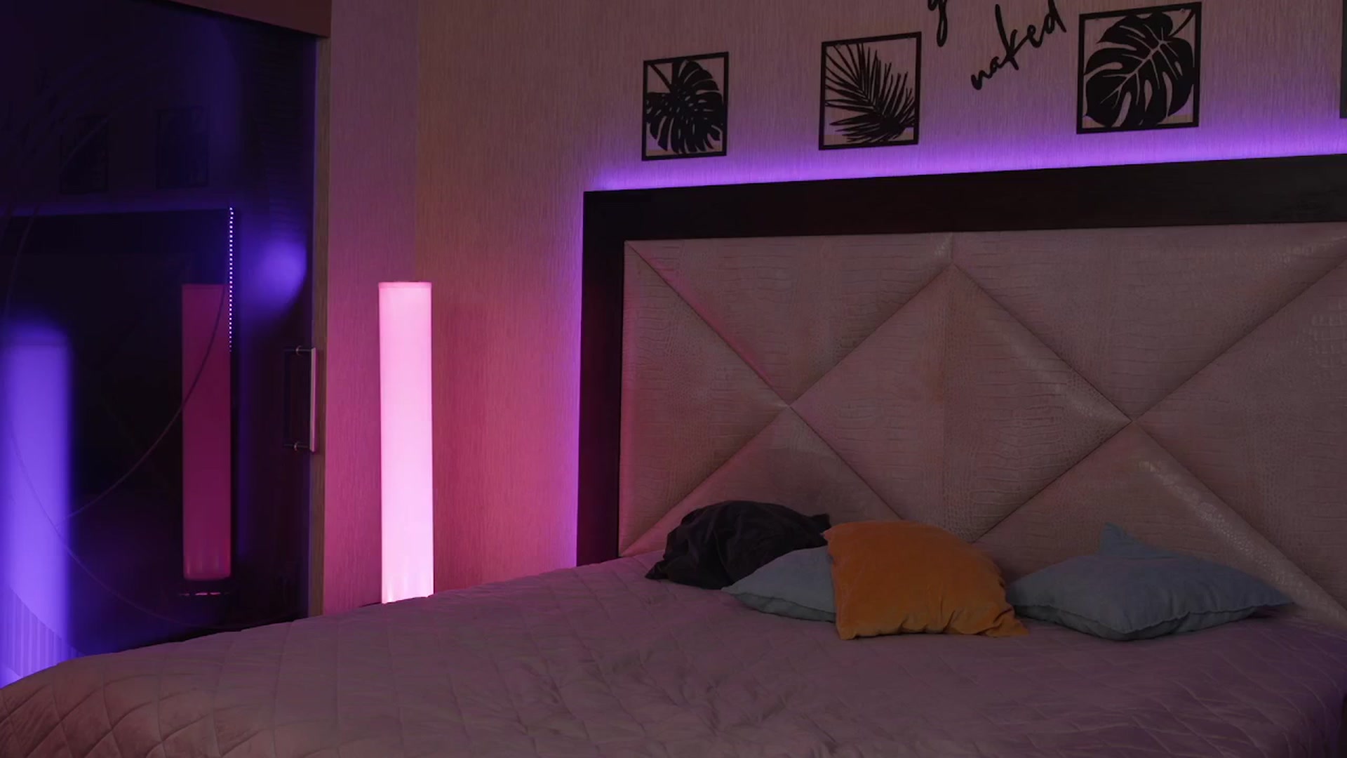 Gallery image thumbnail from GoGoDr3am's myfreecams stream on, 04/24/2025, 02:18 image 6 of 20