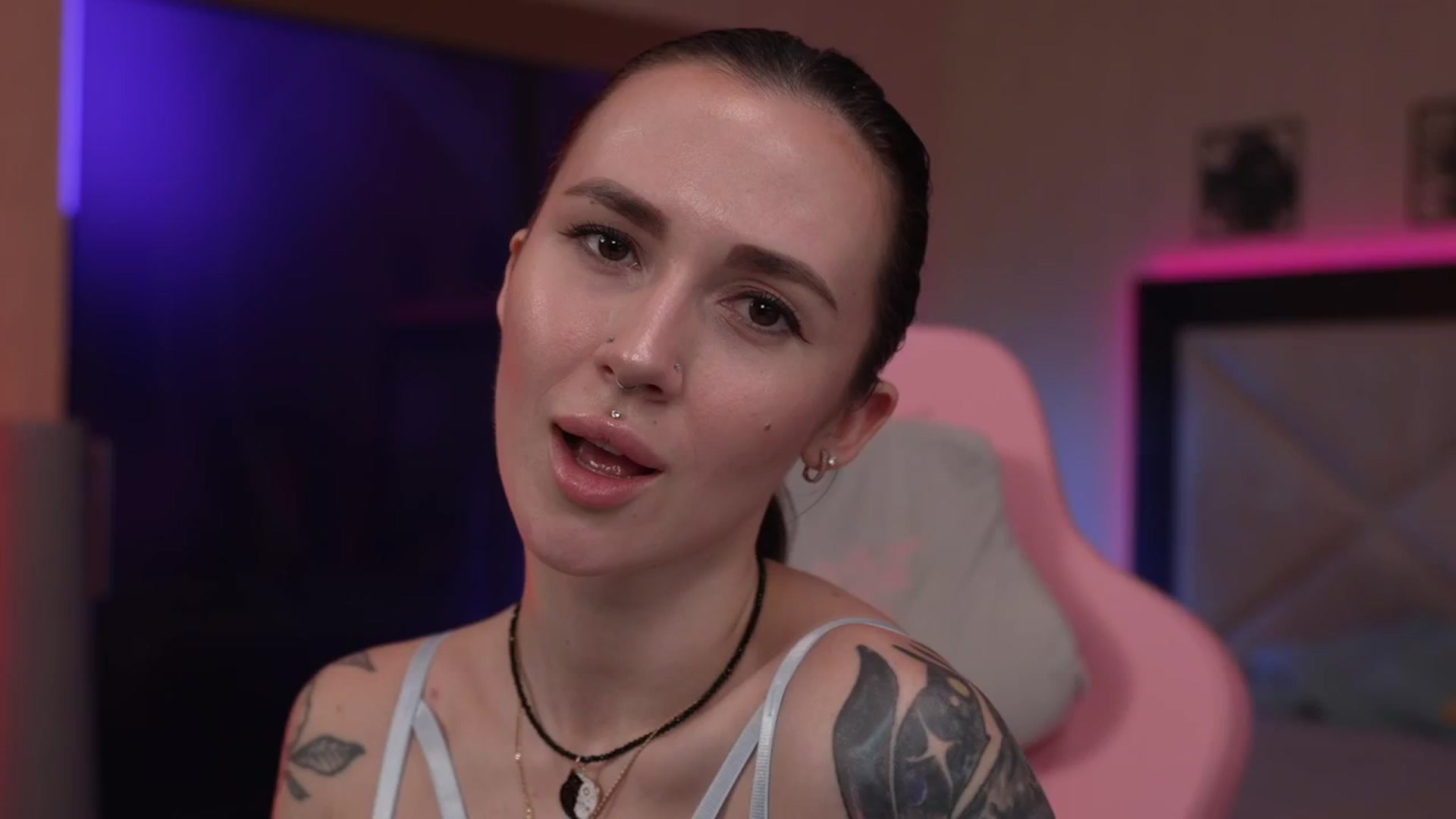 Gallery image thumbnail from GoGoDr3am's myfreecams stream on, 04/26/2025, 01:07 image 3 of 20