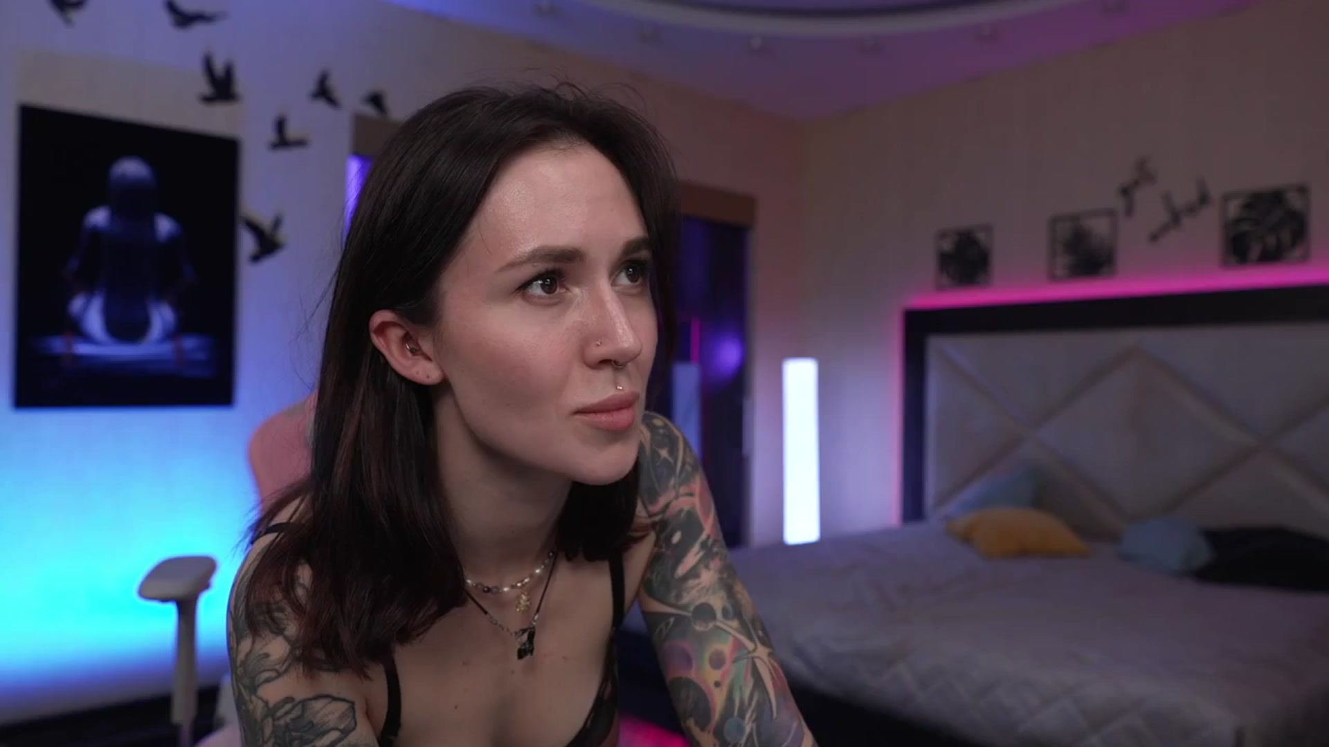 Gallery image thumbnail from GoGoDr3am's myfreecams stream on, 05/04/2025, 02:25 image 16 of 20