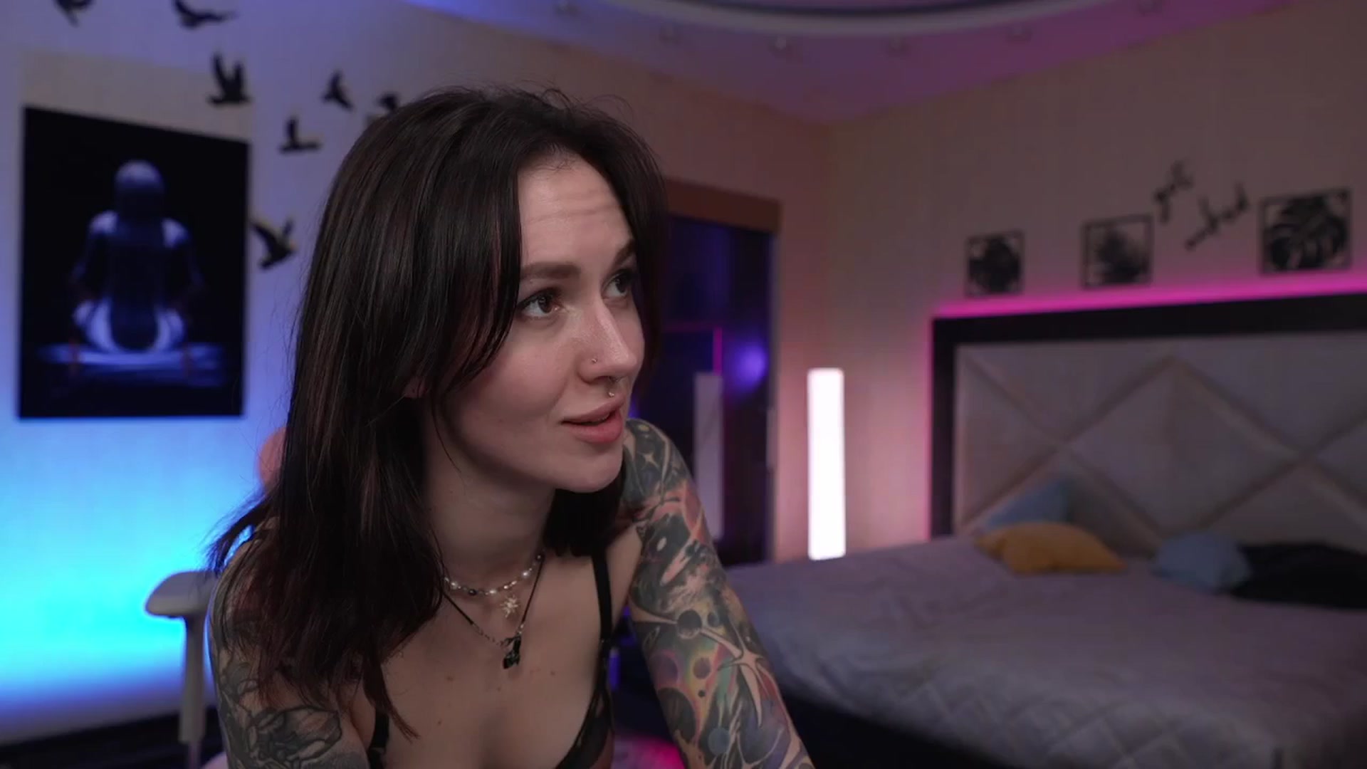 Gallery image thumbnail from GoGoDr3am's myfreecams stream on, 05/04/2025, 02:25 image 15 of 20