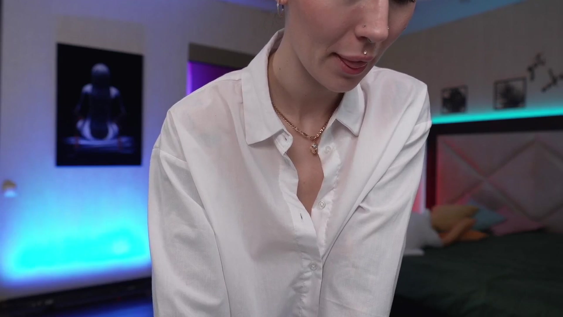 Gallery image thumbnail from GoGoDr3am's myfreecams stream on, 05/26/2025, 01:38 image 18 of 20