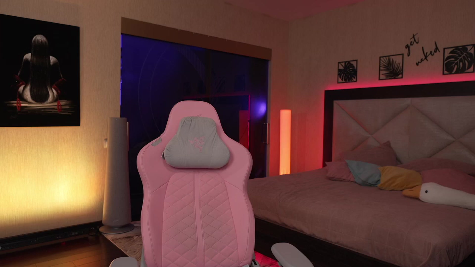 Gallery image thumbnail from GoGoDr3am's myfreecams stream on, 06/04/2025, 24:50 image 15 of 20