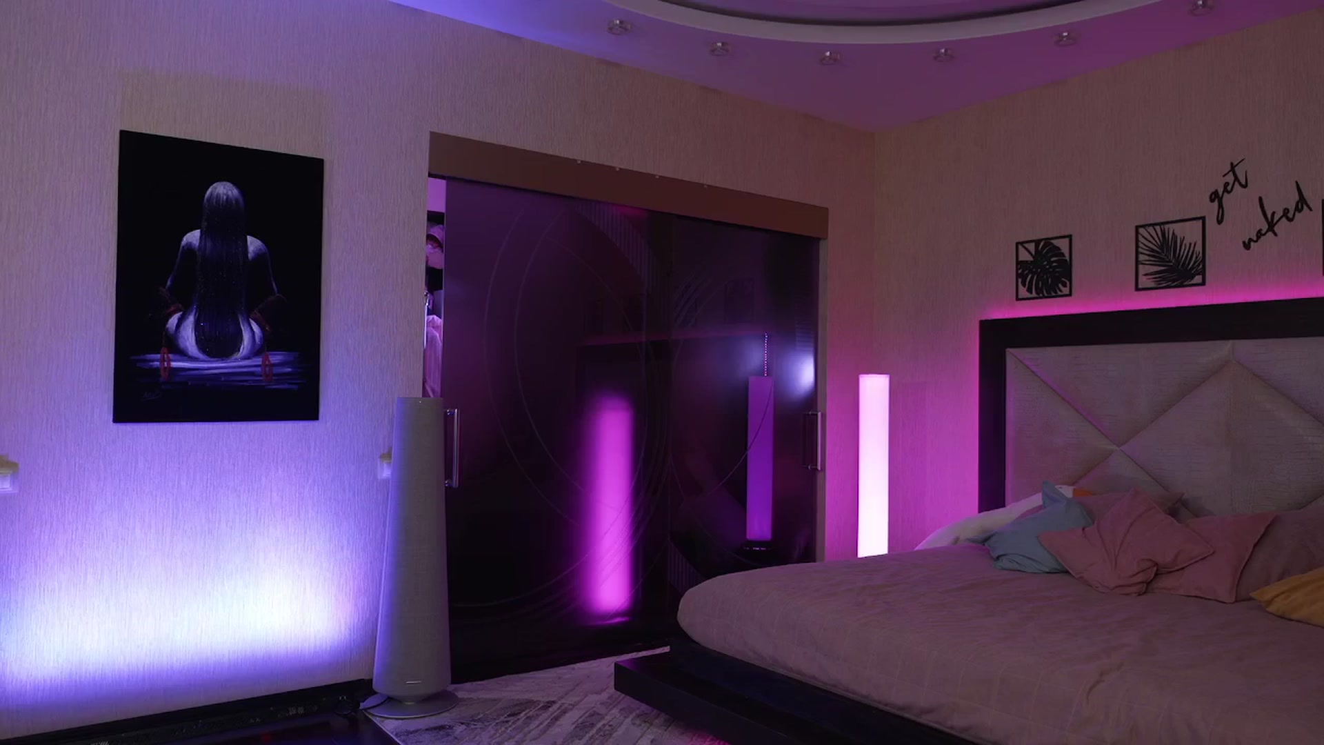 Gallery image thumbnail from GoGoDr3am's myfreecams stream on, 06/15/2025, 24:02 image 1 of 20
