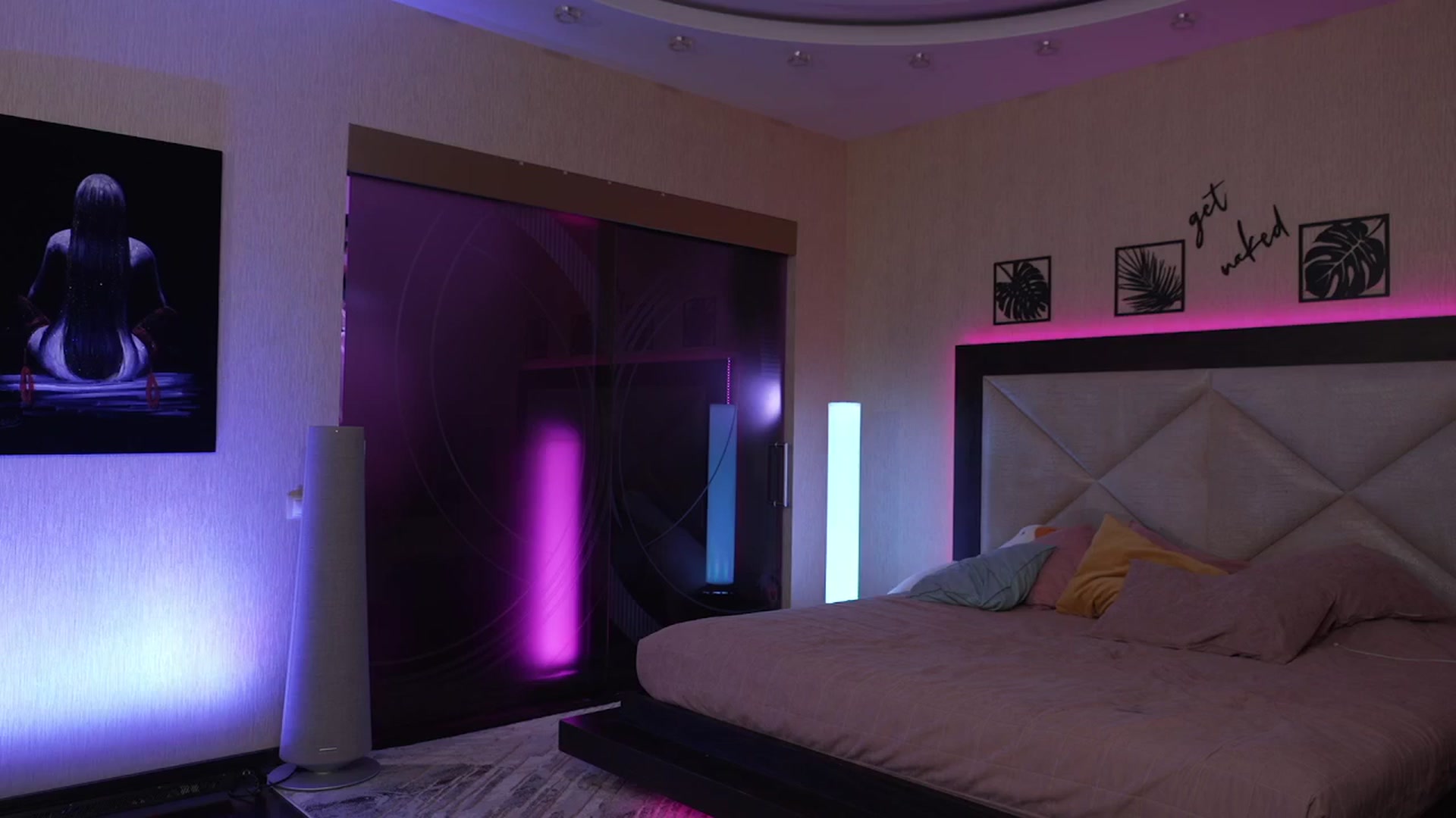 Gallery image thumbnail from GoGoDr3am's myfreecams stream on, 06/22/2025, 23:06 image 18 of 20