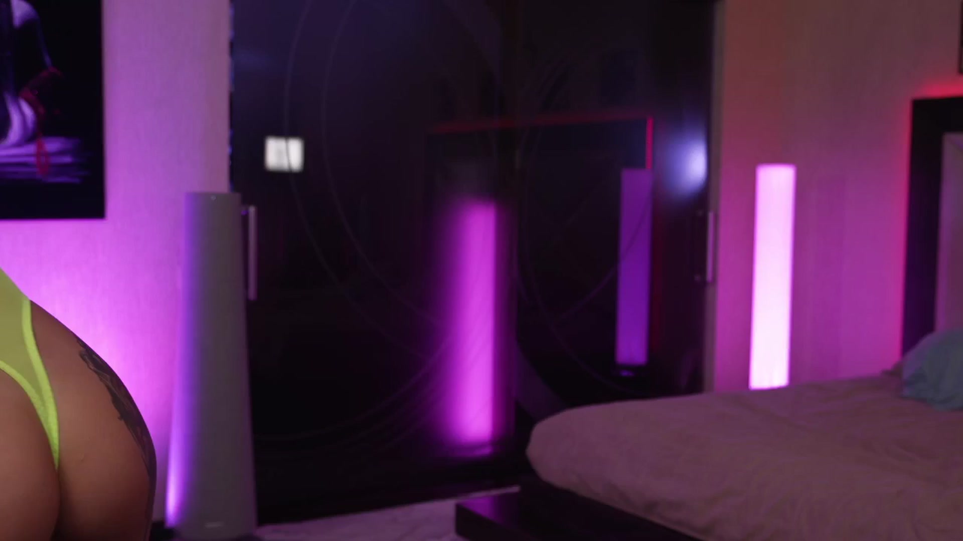 Gallery image thumbnail from GoGoDr3am's myfreecams stream on, 07/03/2025, 22:36 image 9 of 20