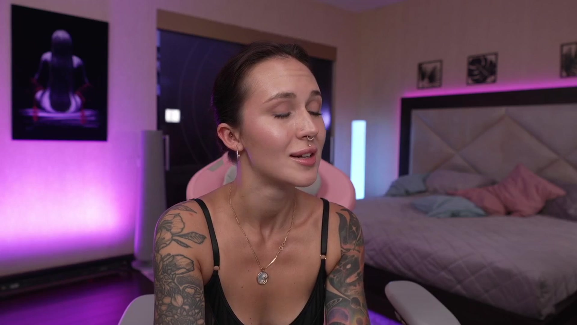 Gallery image thumbnail from GoGoDr3am's myfreecams stream on, 07/17/2025, 24:08 image 20 of 20