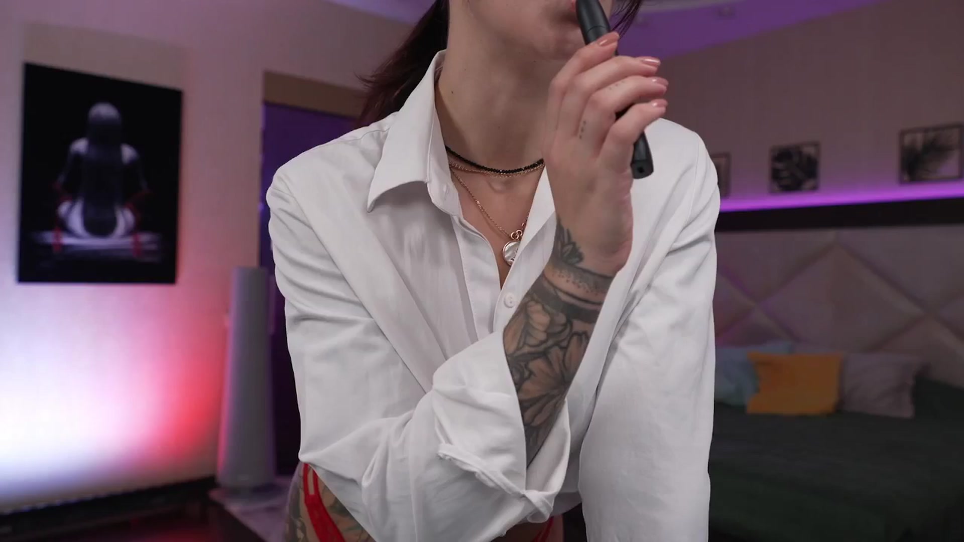 Gallery image thumbnail from GoGoDr3am's myfreecams stream on, 08/29/2025, 22:32 image 9 of 20
