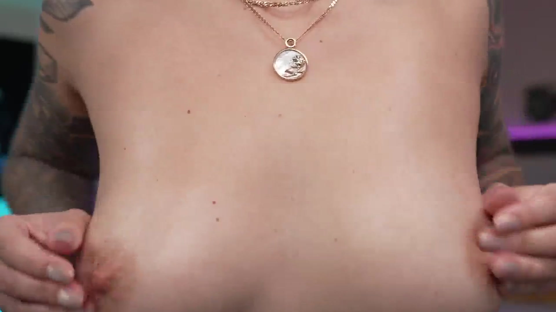 Gallery image thumbnail from GoGoDr3am's myfreecams stream on, 09/20/2025, 22:53 image 19 of 20