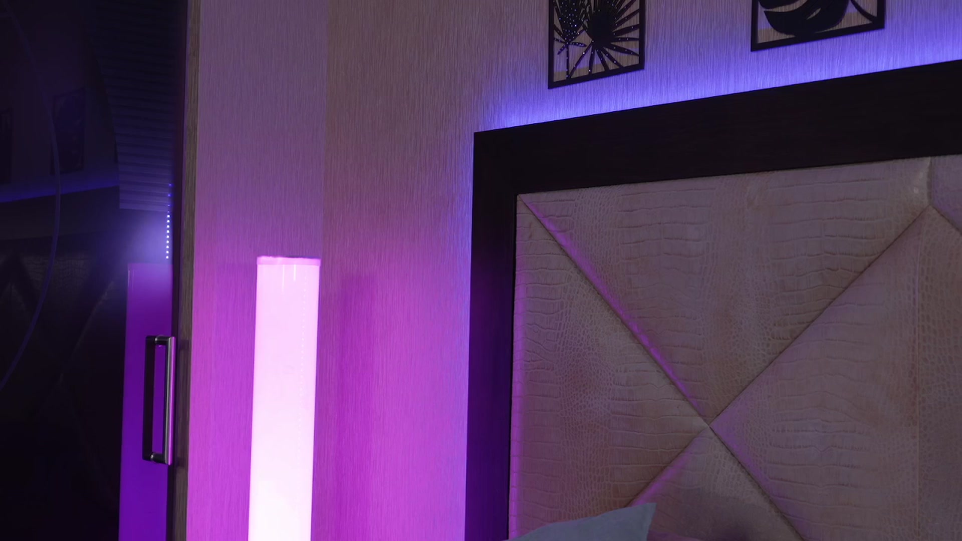 Gallery image thumbnail from GoGoDr3am's myfreecams stream on, 10/01/2025, 23:19 image 8 of 20