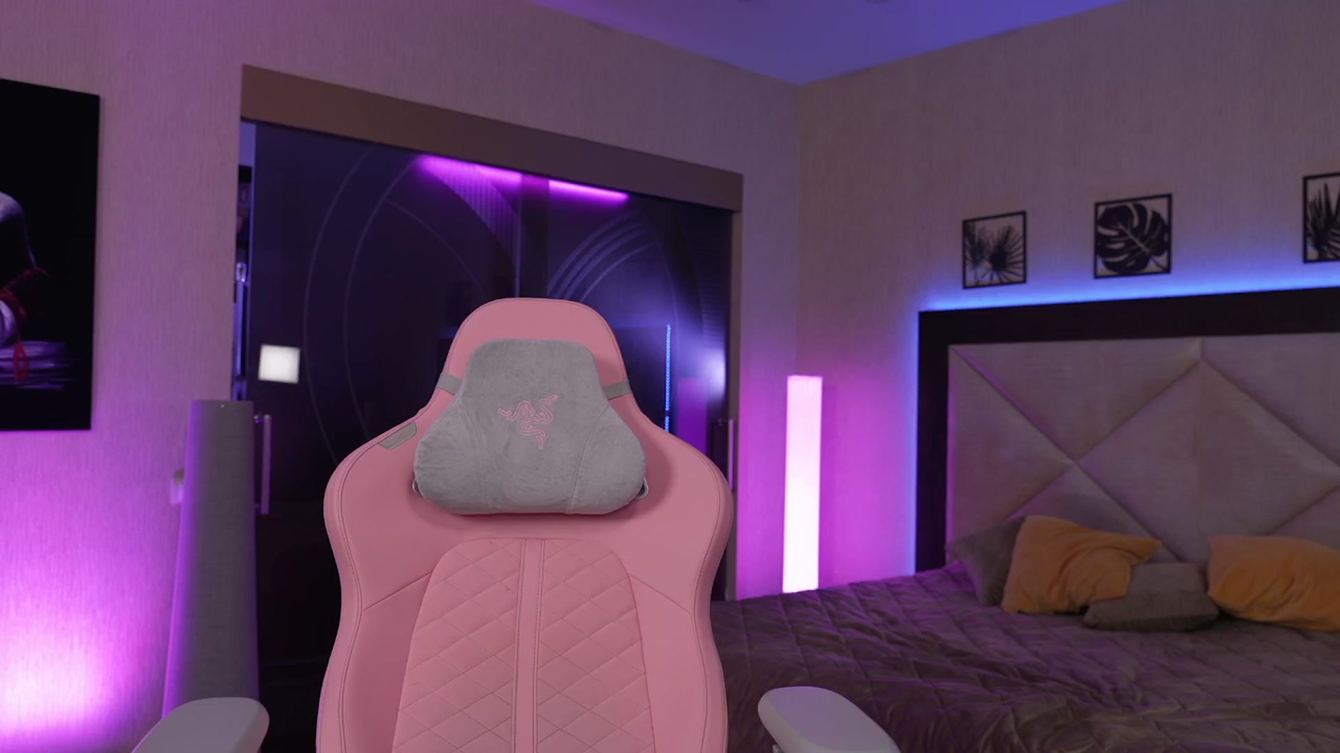 Gallery image thumbnail from GoGoDr3am's myfreecams stream on, 10/22/2025, 01:53 image 6 of 20
