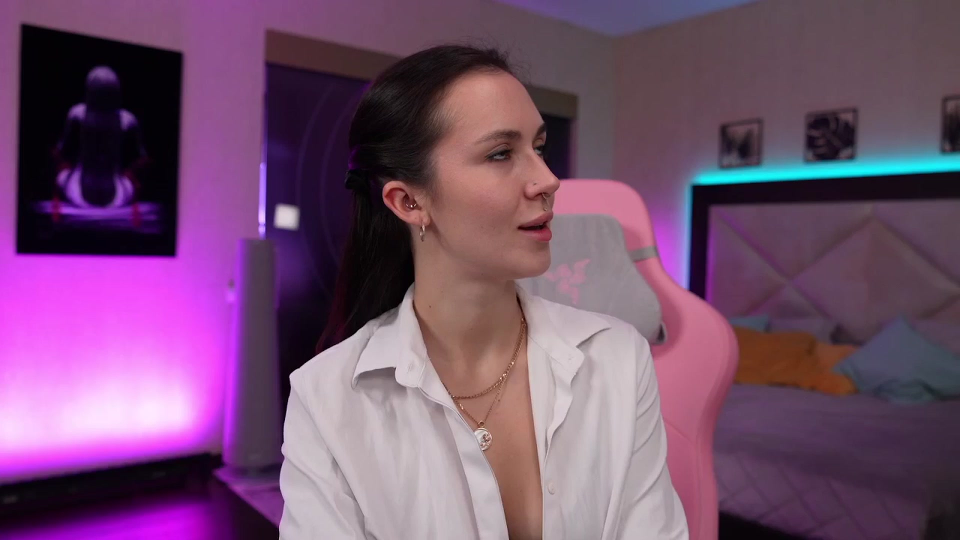 Gallery image thumbnail from GoGoDr3am's myfreecams stream on, 11/13/2025, 22:59 image 2 of 20