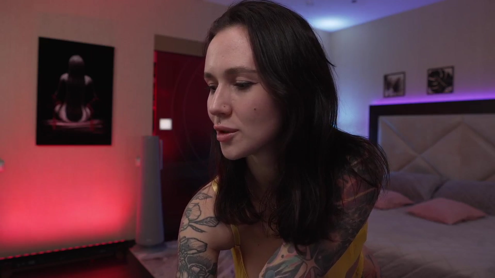 Gallery image thumbnail from GoGoDr3am's myfreecams stream on, 12/05/2025, 24:03 image 3 of 20