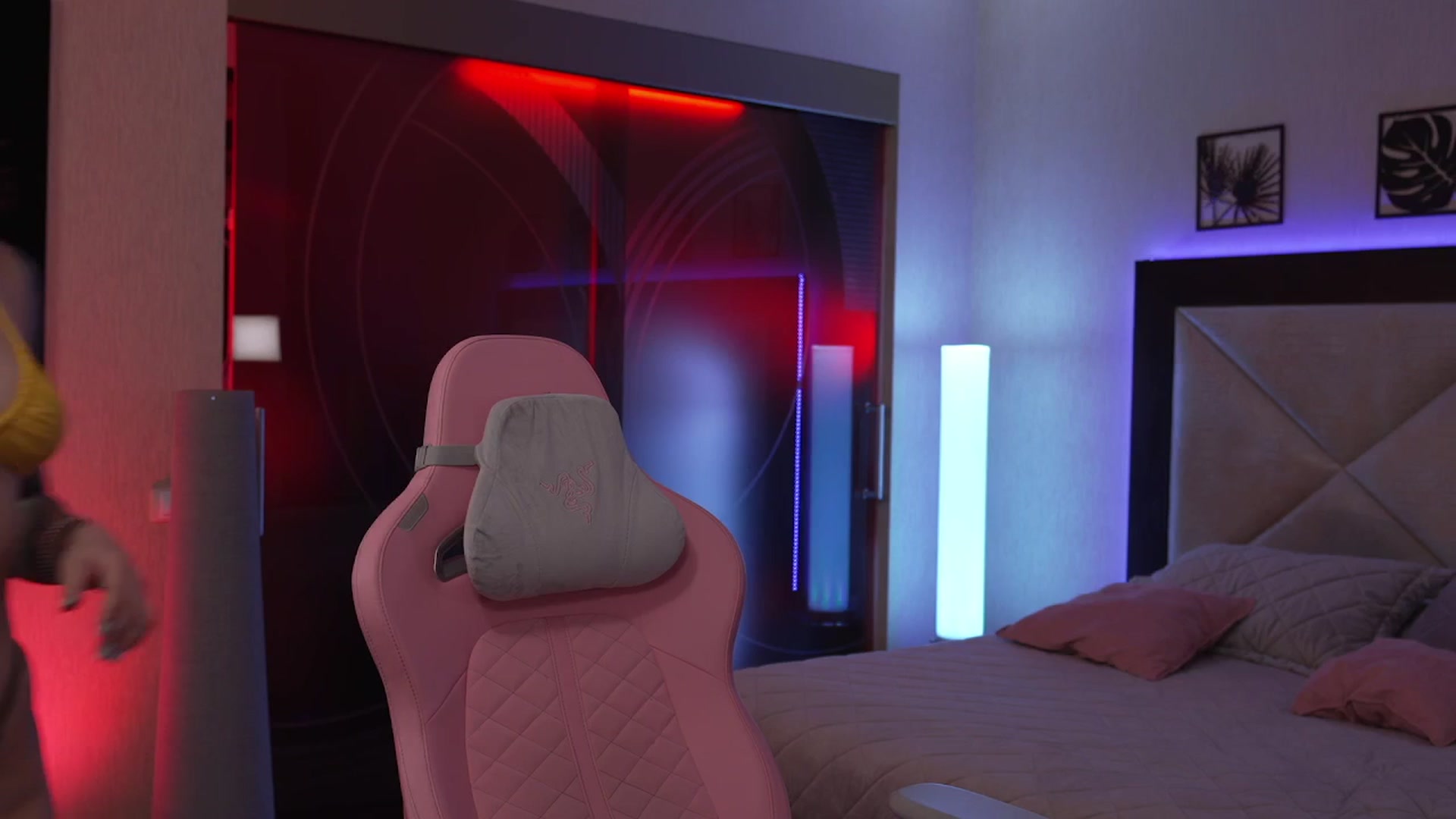 Gallery image thumbnail from GoGoDr3am's myfreecams stream on, 12/08/2025, 24:00 image 3 of 20