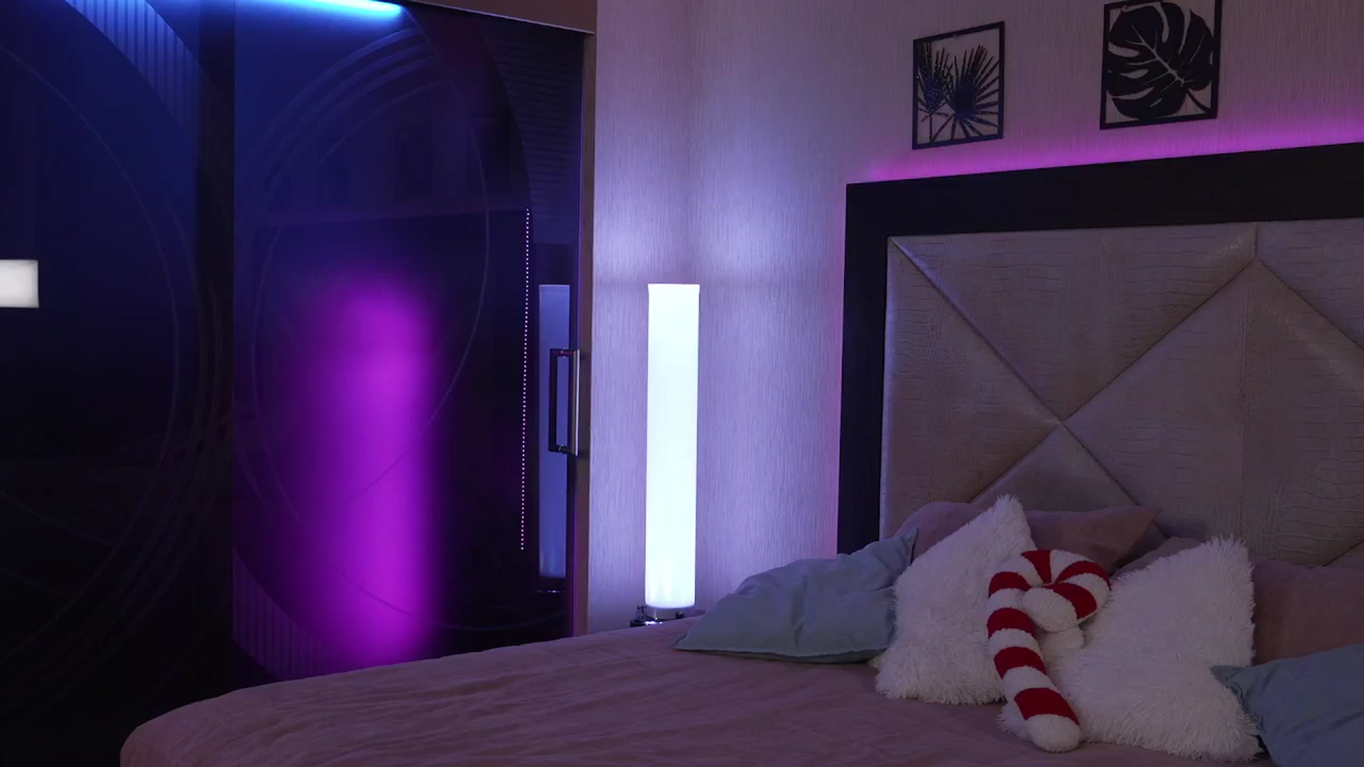 Gallery image thumbnail from GoGoDr3am's myfreecams stream on, 12/27/2025, 24:41 image 3 of 20