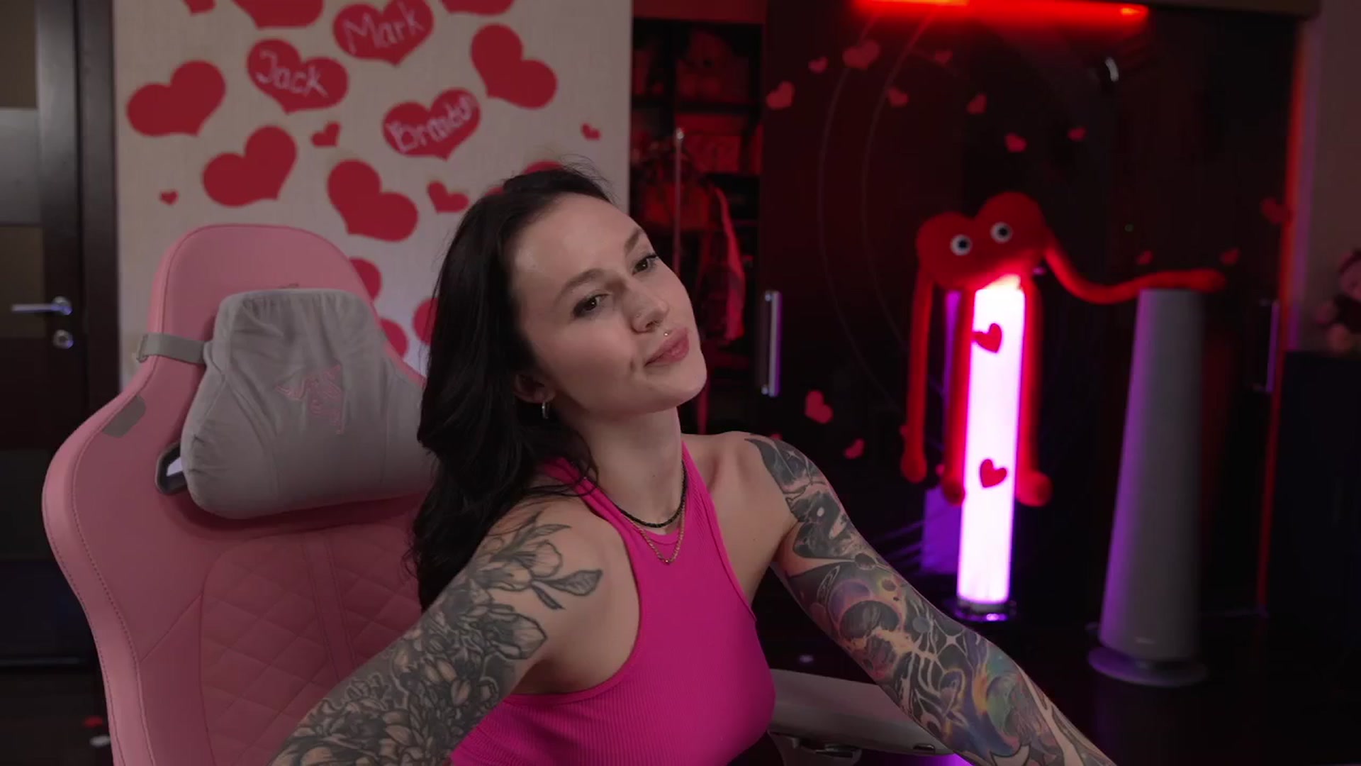 Gallery image thumbnail from GoGoDr3am's myfreecams stream on, 02/13/2026, 01:26 image 11 of 20