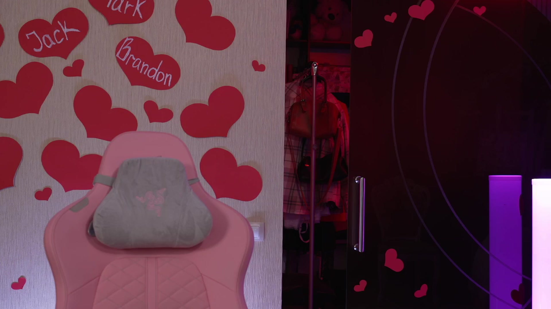 Gallery image thumbnail from GoGoDr3am's myfreecams stream on, 02/16/2026, 01:29 image 9 of 20