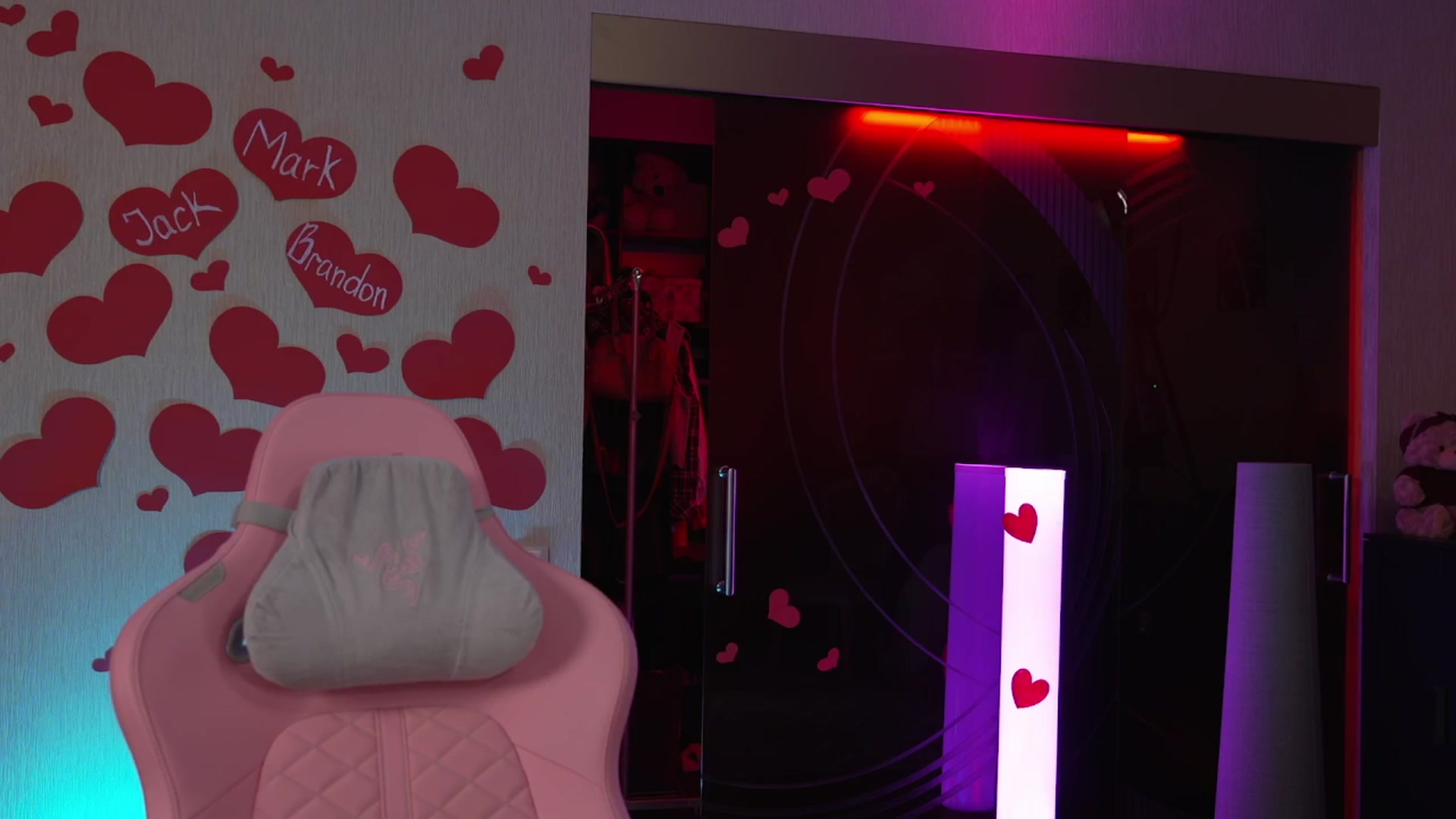 Gallery image thumbnail from GoGoDr3am's myfreecams stream on, 02/19/2026, 01:10 image 17 of 20