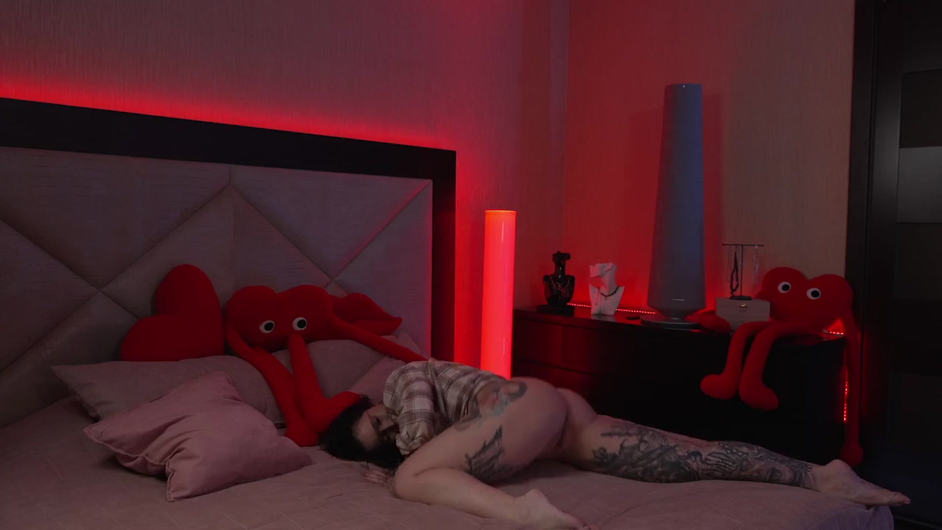 Gallery image thumbnail from GoGoDr3am's myfreecams stream on, 02/19/2026, 01:10 image 8 of 20