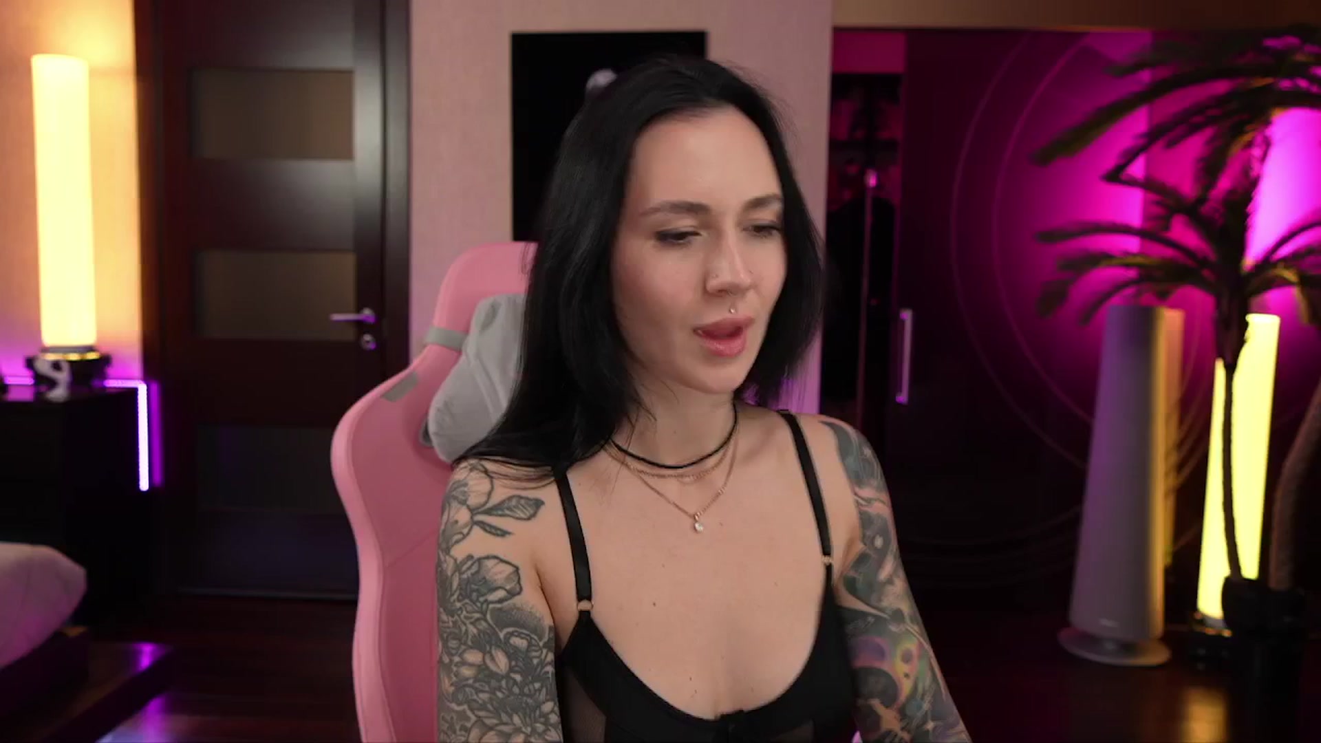 Gallery image thumbnail from GoGoDr3am's myfreecams stream on, 03/20/2026, 24:01 image 11 of 20