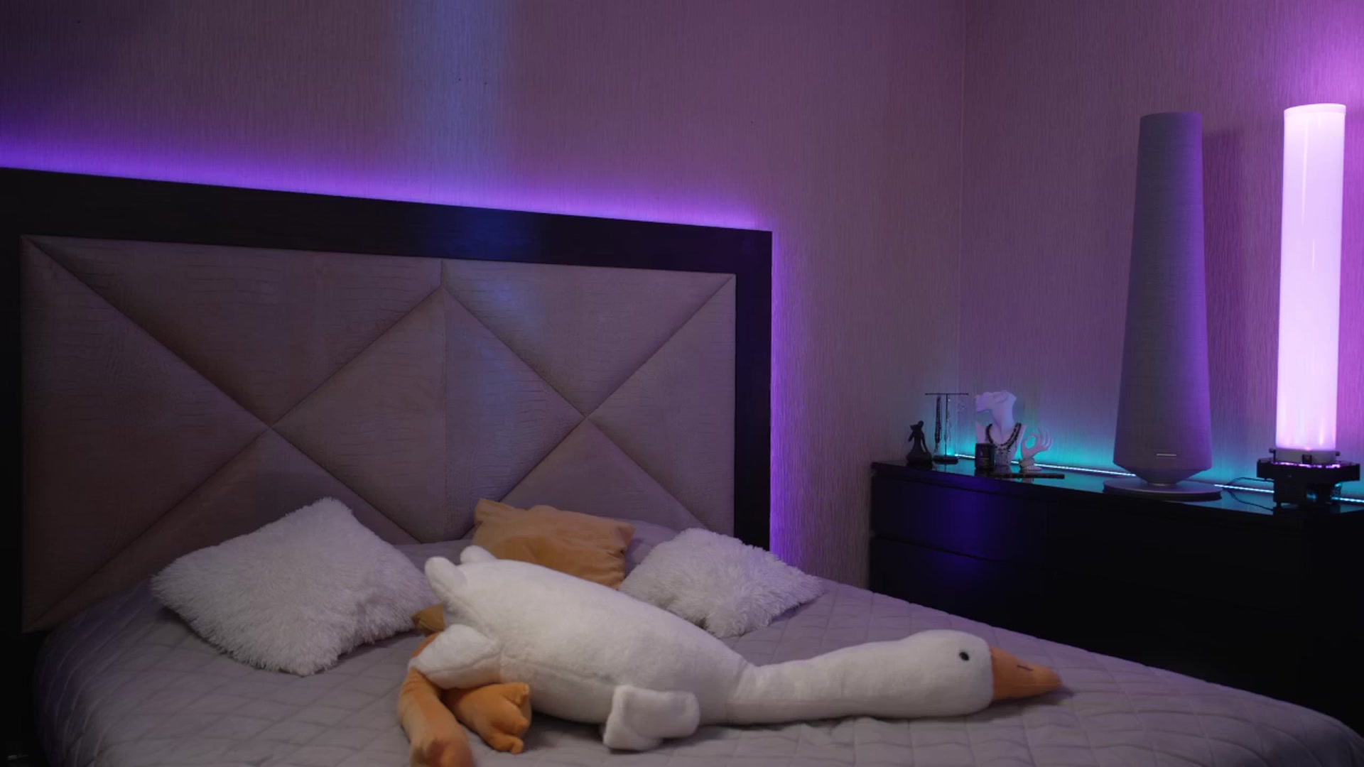 Gallery image thumbnail from GoGoDr3am's myfreecams stream on, 04/04/2026, 24:20 image 1 of 20