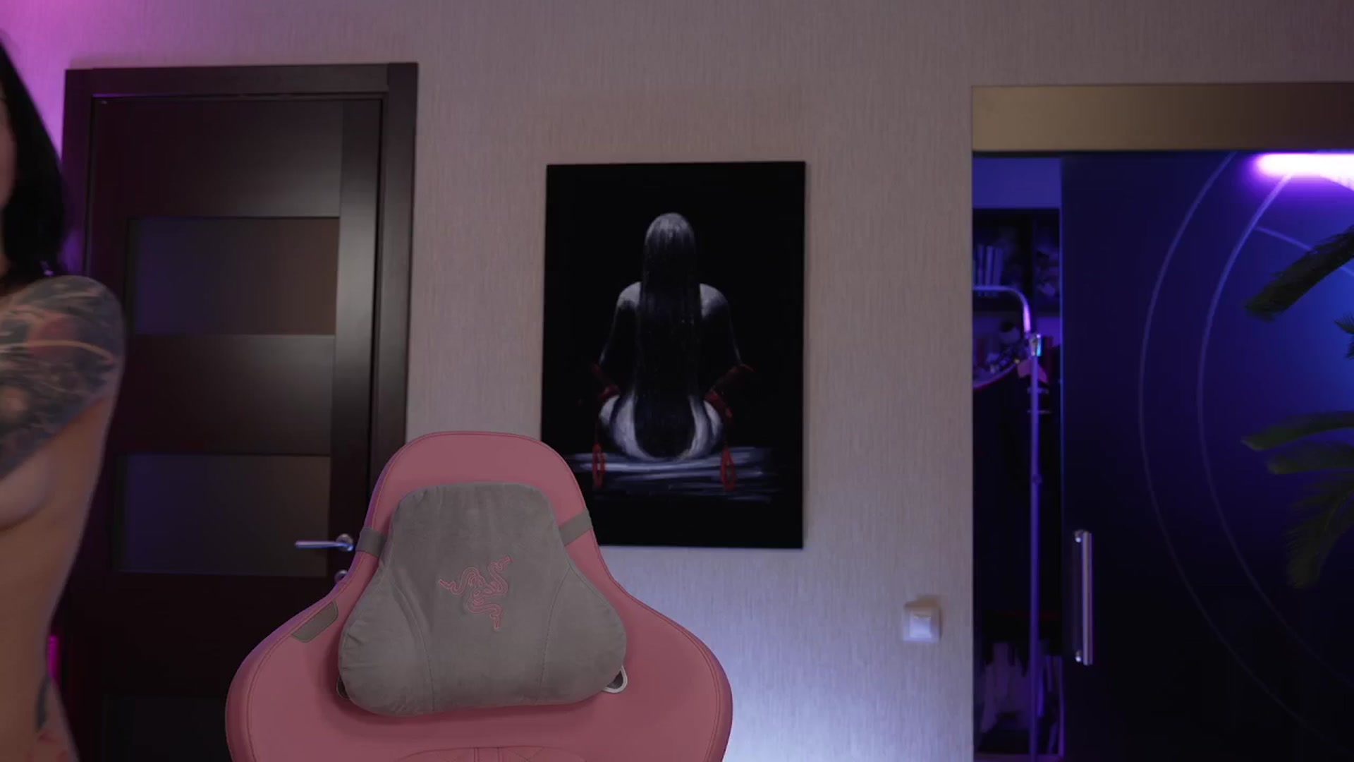 Gallery image thumbnail from GoGoDr3am's myfreecams stream on, 04/12/2026, 24:38 image 7 of 20