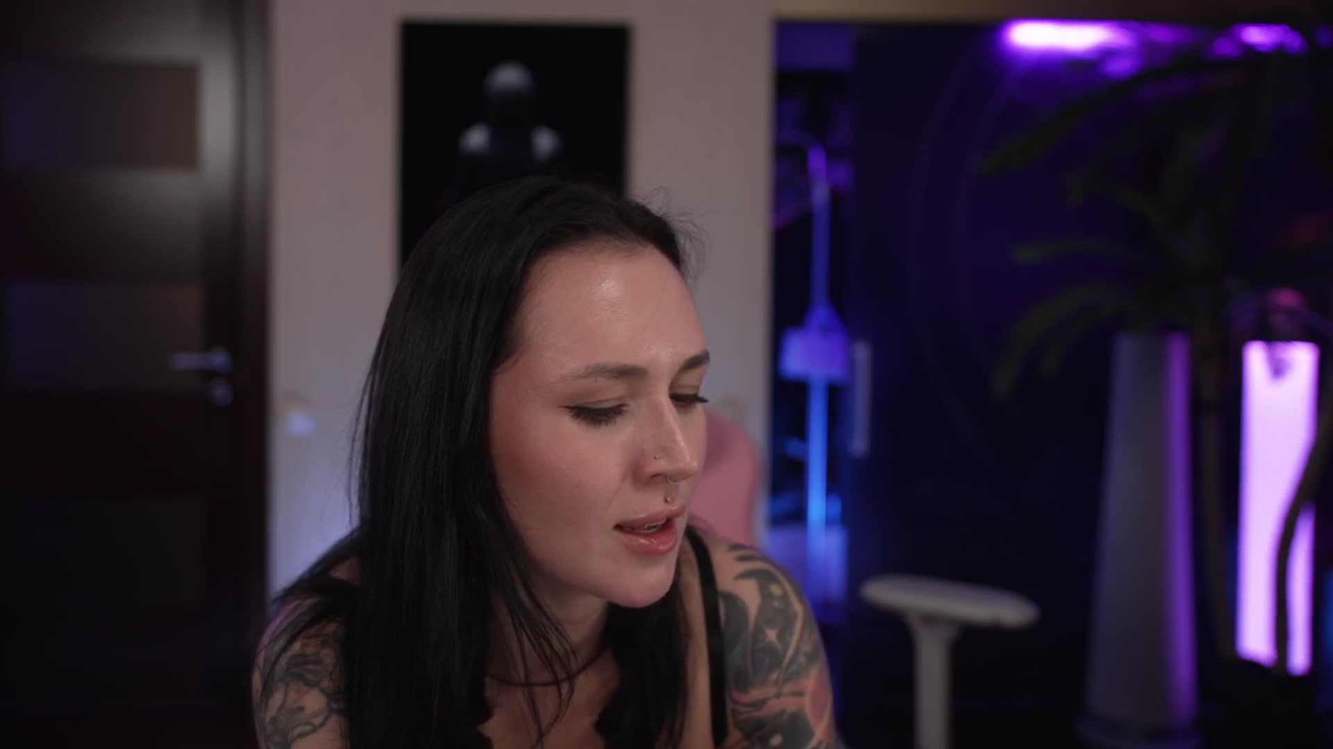Gallery image thumbnail from GoGoDr3am's myfreecams stream on, 04/19/2026, 23:05 image 5 of 20