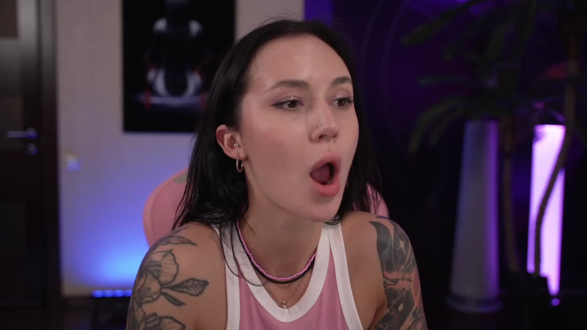 Gallery image thumbnail from GoGoDr3am's myfreecams stream on, 04/27/2026, 24:02 image 9 of 20