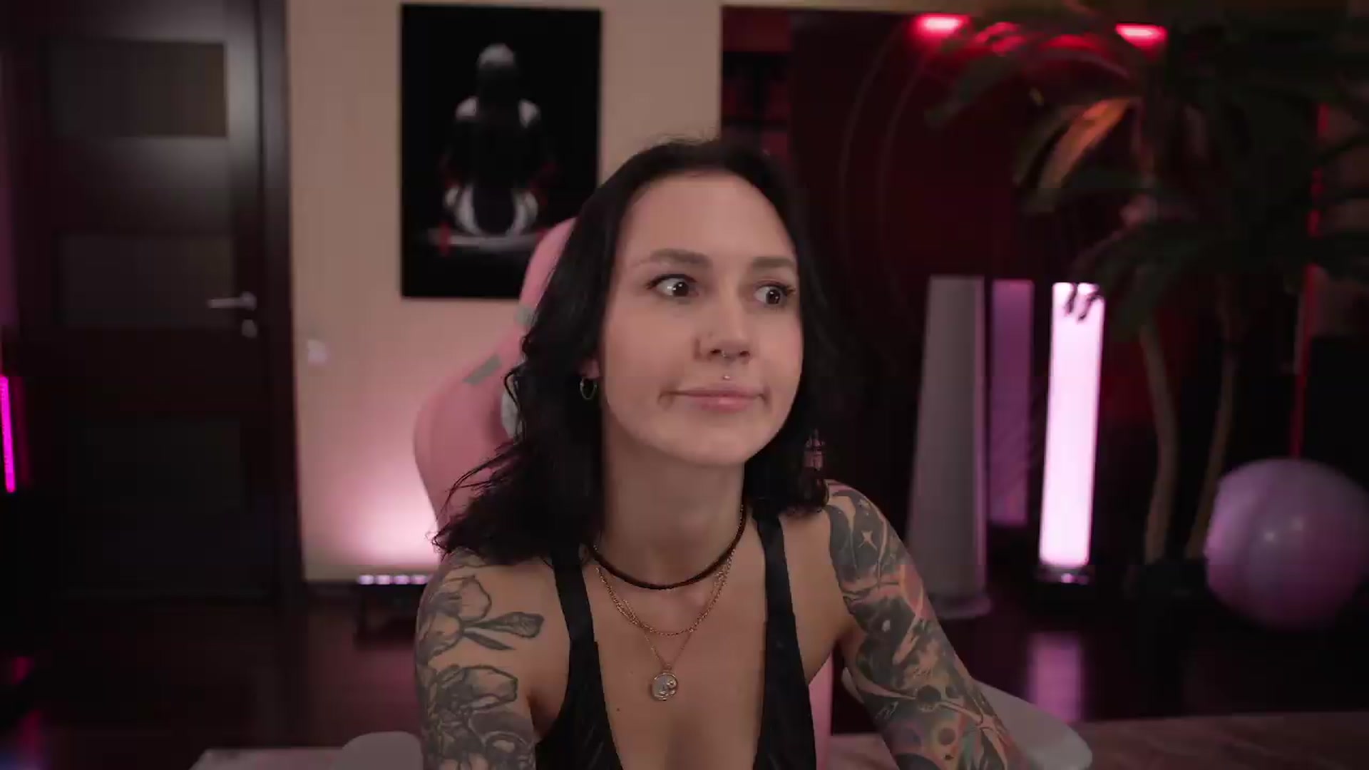 Gallery image thumbnail from GoGoDr3am's myfreecams stream on, 05/05/2026, 24:29 image 2 of 20