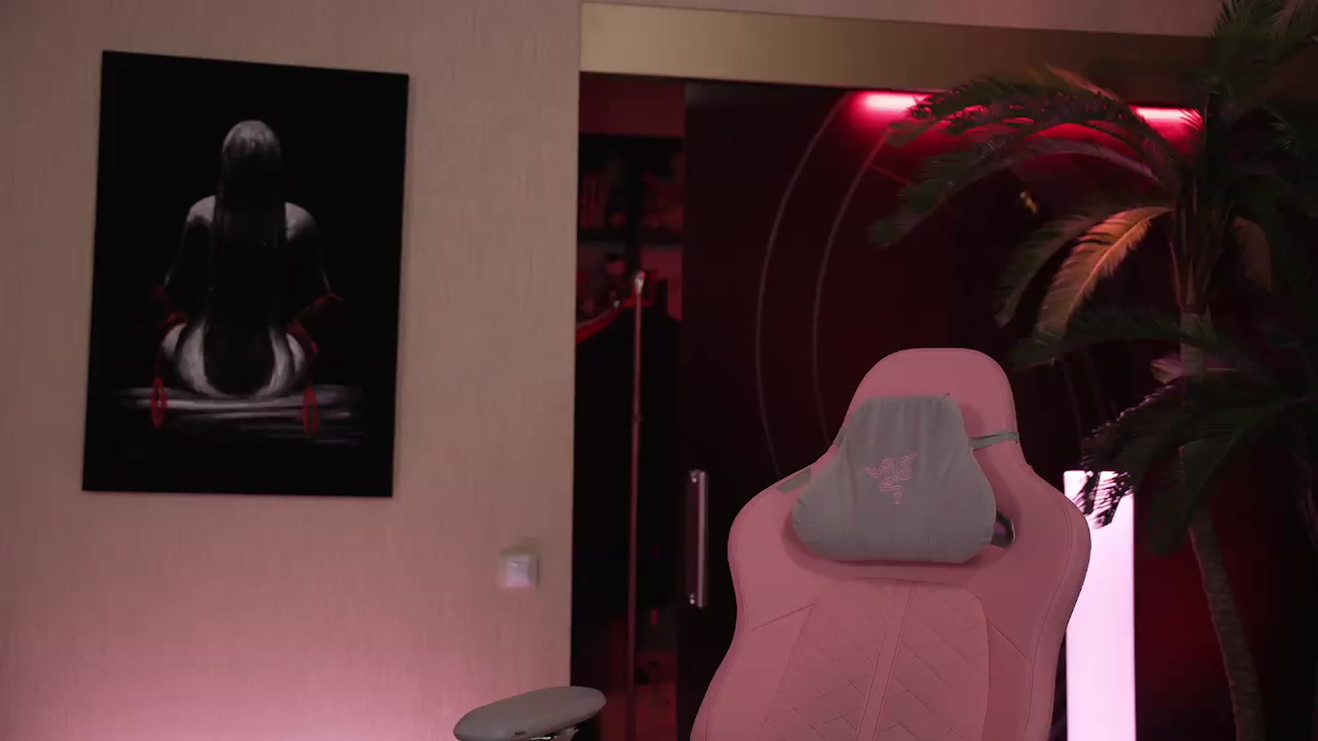 Gallery image thumbnail from GoGoDr3am's myfreecams stream on, 05/11/2026, 24:21 image 15 of 20
