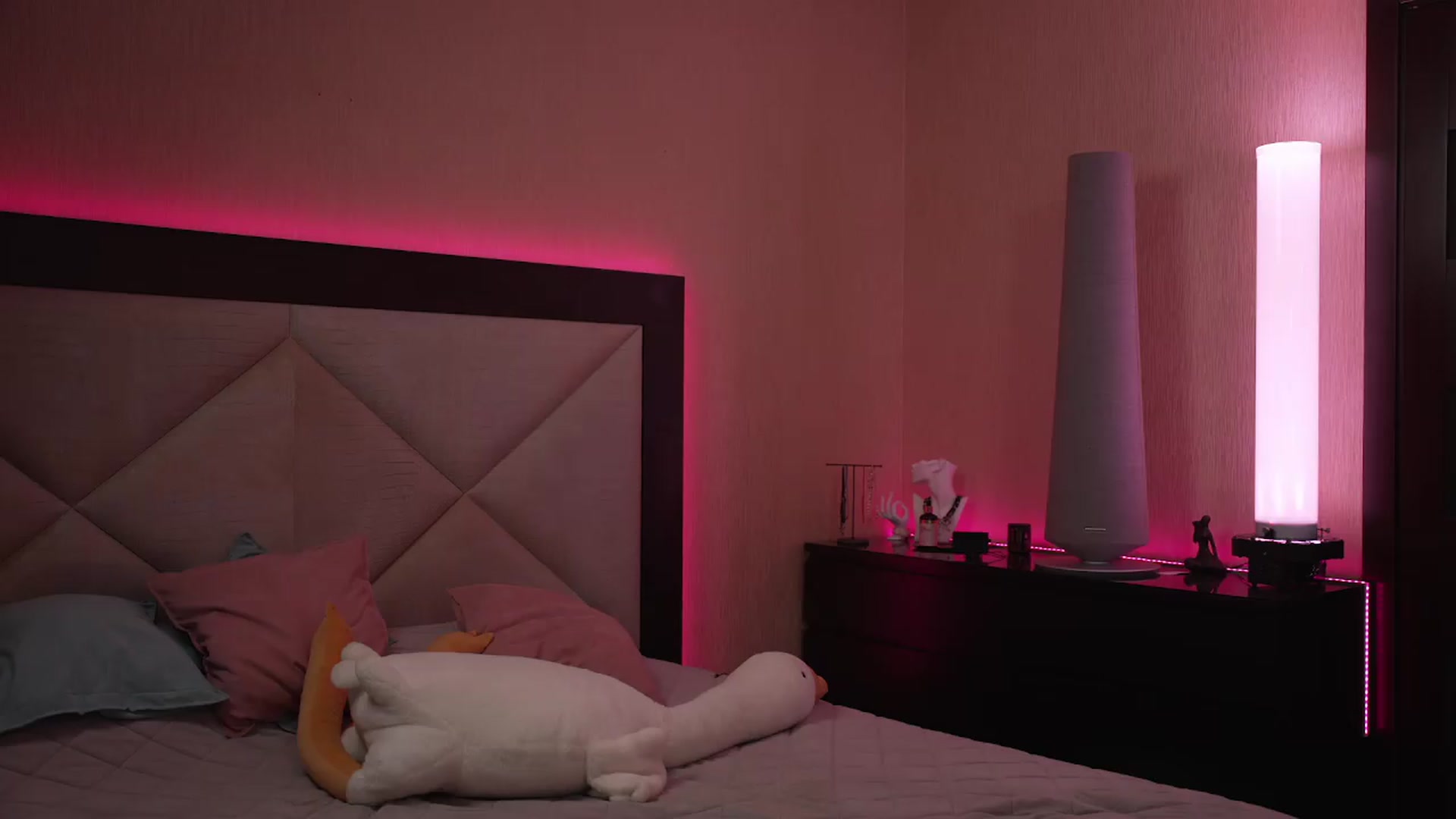 Gallery image thumbnail from GoGoDr3am's myfreecams stream on, 05/12/2026, 24:15 image 13 of 20