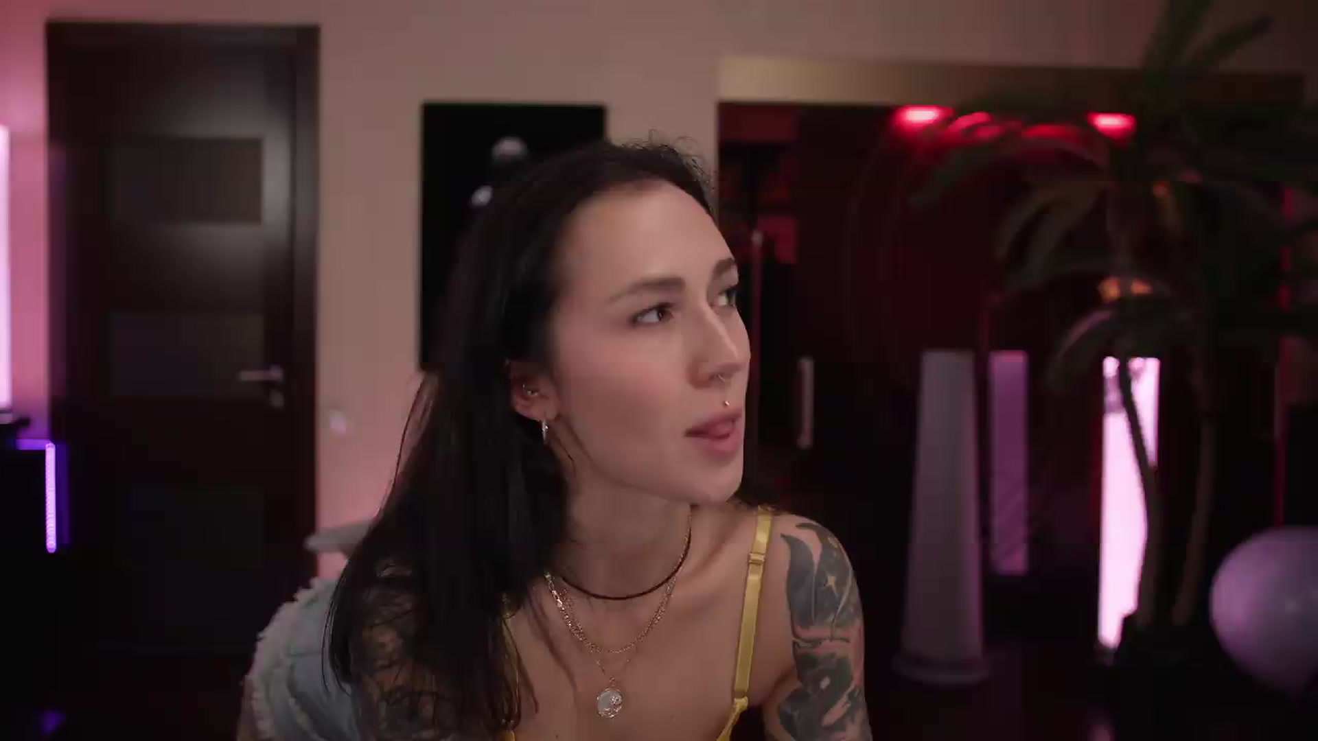 Gallery image thumbnail from GoGoDr3am's myfreecams stream on, 05/13/2026, 23:24 image 7 of 20