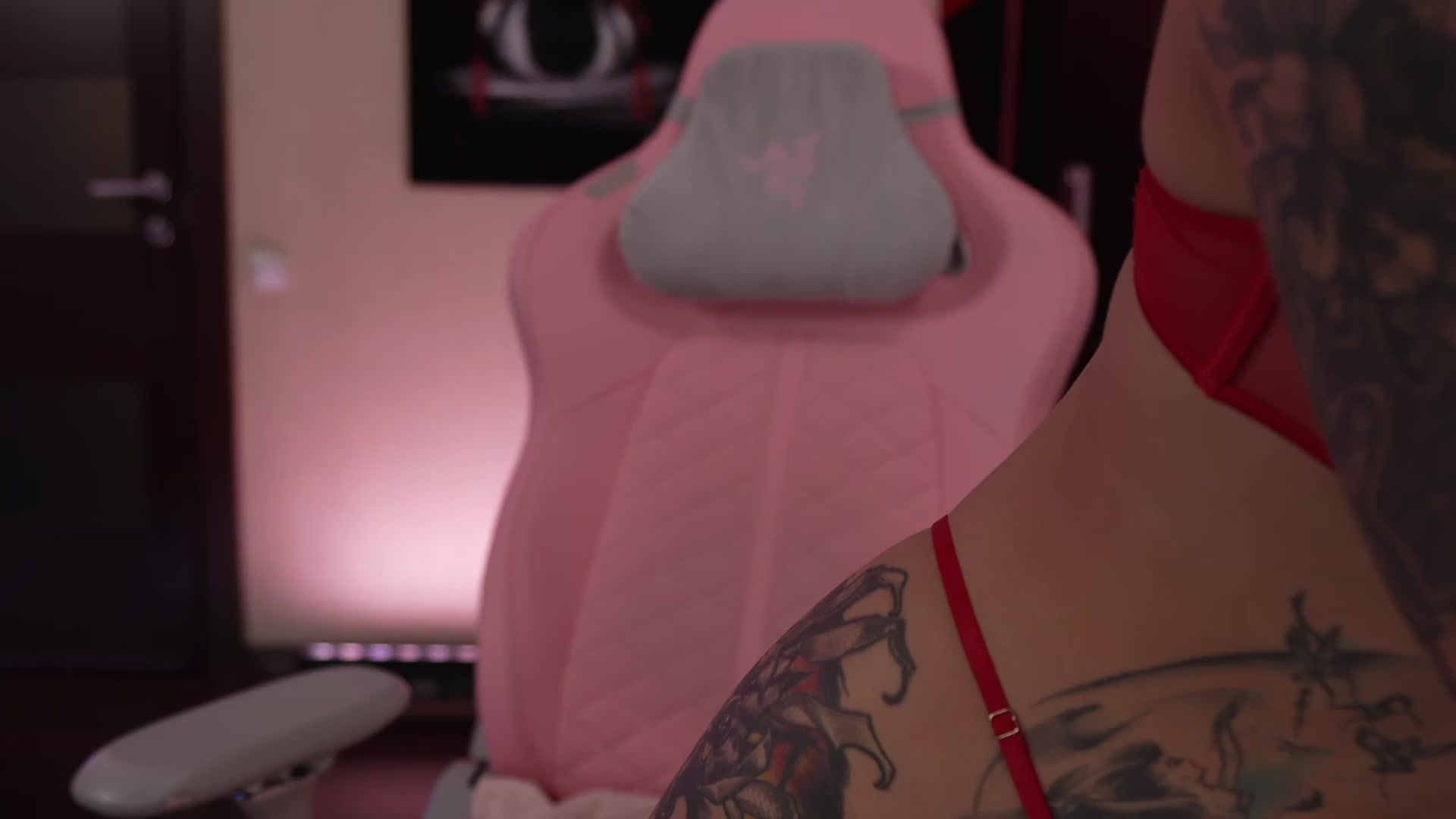 Gallery image thumbnail from GoGoDr3am's myfreecams stream on, 05/15/2026, 24:16 image 20 of 20