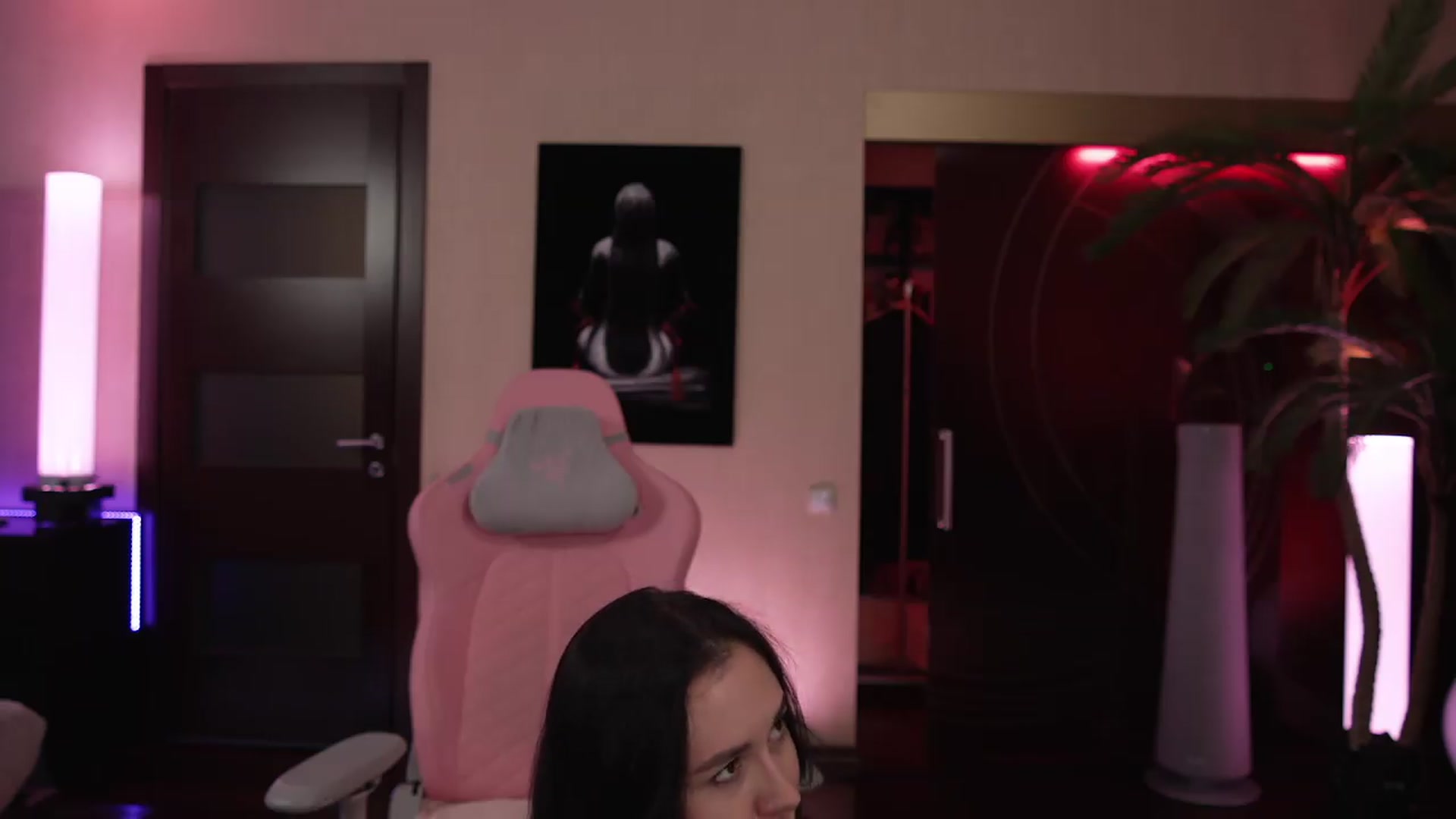 Gallery image thumbnail from GoGoDr3am's myfreecams stream on, 05/16/2026, 01:18 image 3 of 20