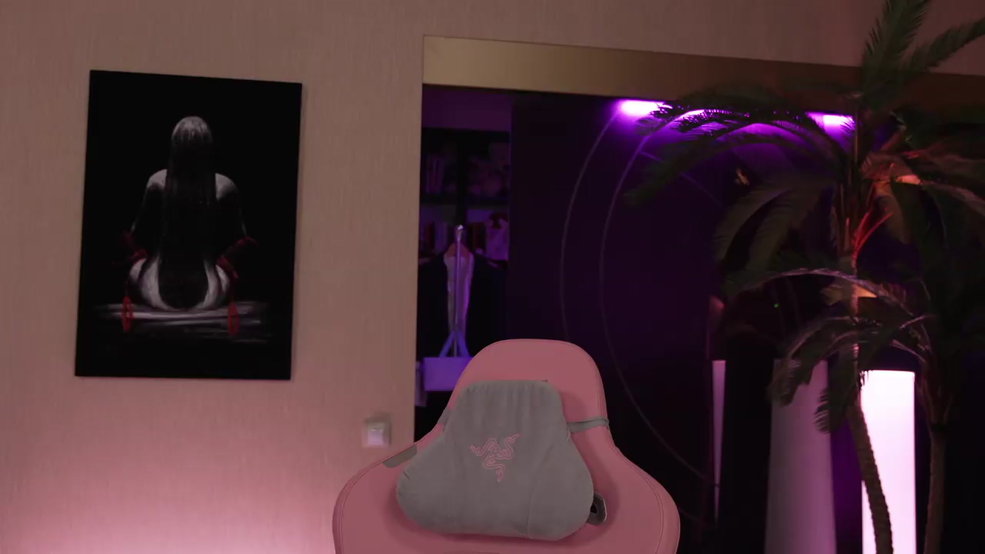 Gallery image thumbnail from GoGoDr3am's myfreecams stream on, 05/22/2026, 01:55 image 17 of 20