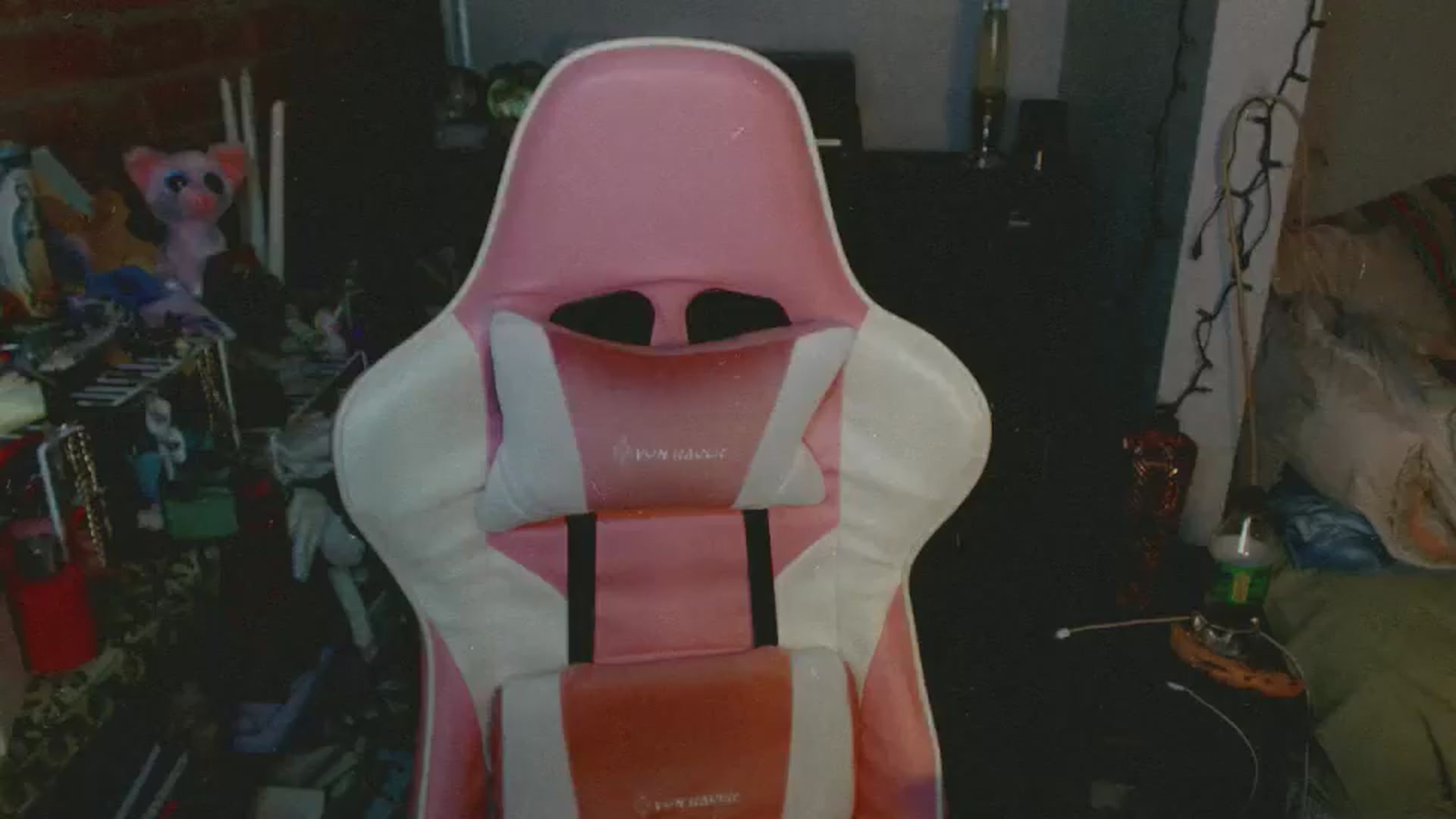 Gallery image thumbnail from GodJezebel's myfreecams stream on, 10/05/2025, 07:42 image 18 of 20
