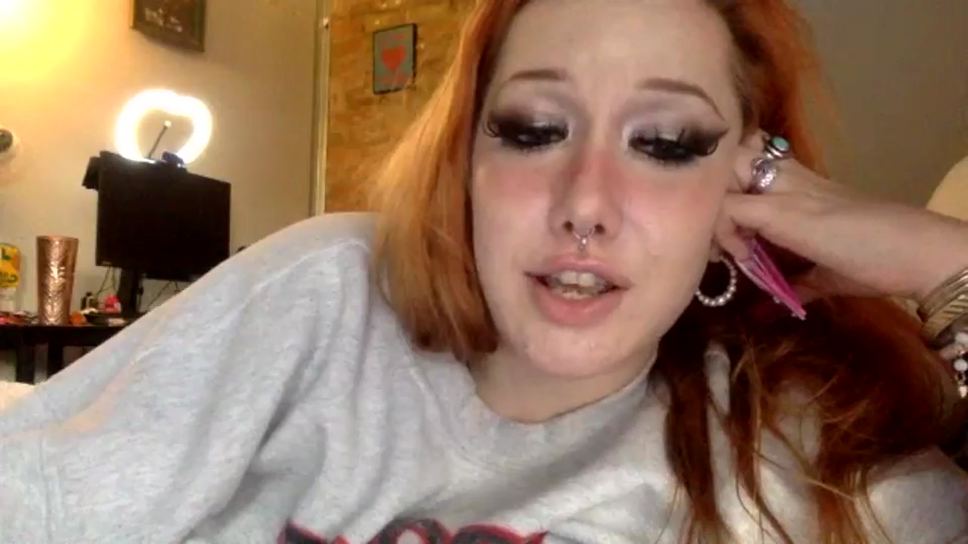 Gallery image thumbnail from GodJezebel's myfreecams stream on, 10/12/2025, 12:20 image 7 of 20