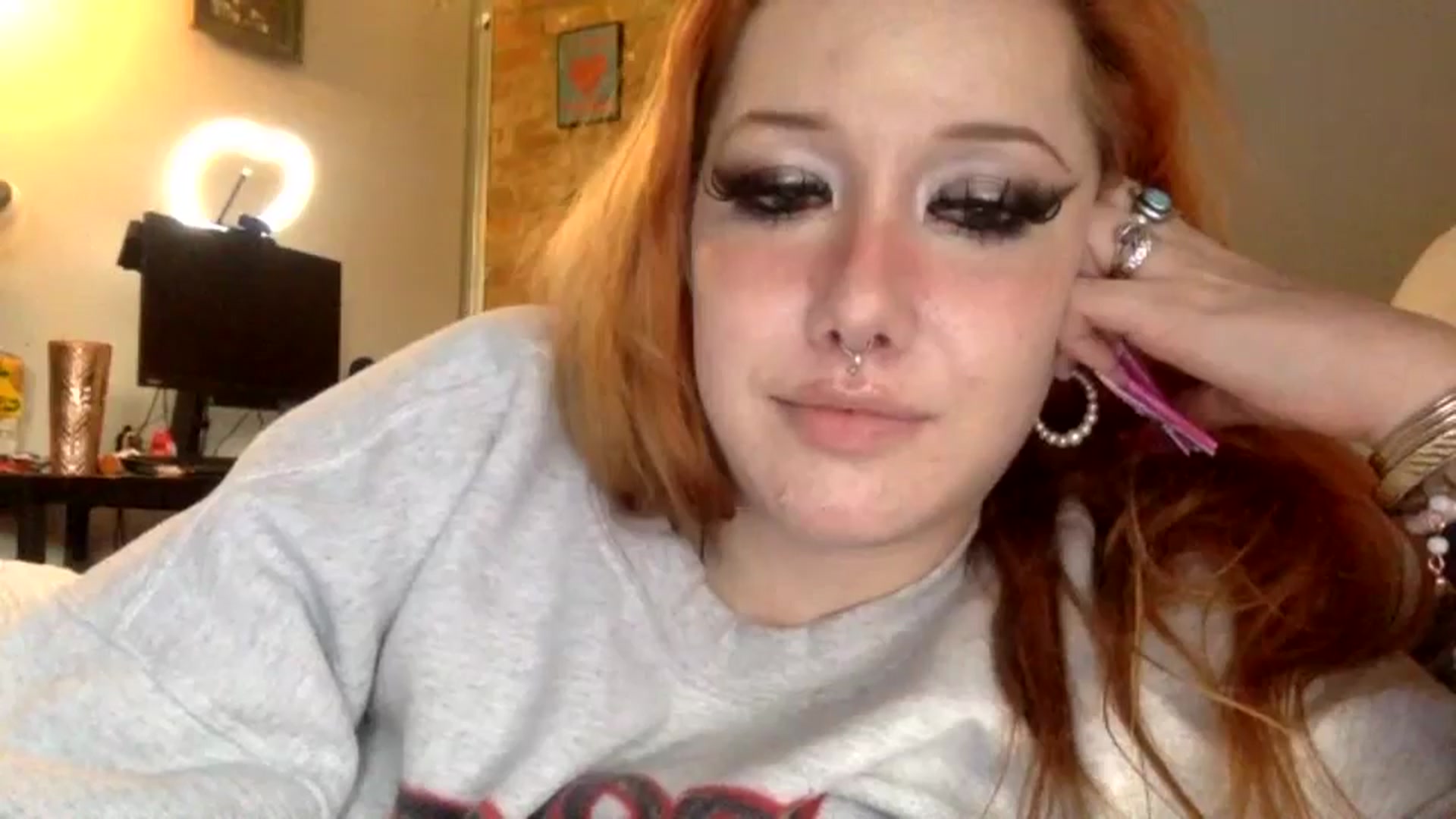 Gallery image thumbnail from GodJezebel's myfreecams stream on, 10/12/2025, 12:20 image 5 of 20