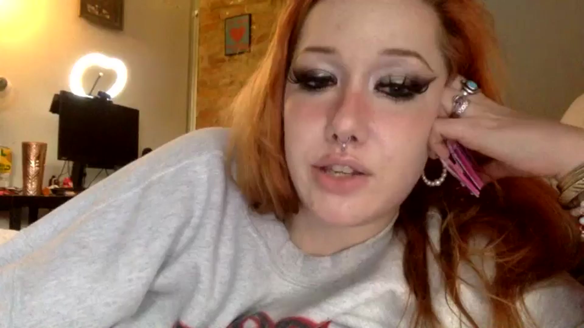 Gallery image thumbnail from GodJezebel's myfreecams stream on, 10/12/2025, 12:20 image 11 of 20