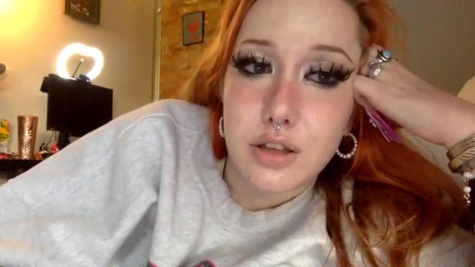 Gallery image thumbnail from GodJezebel's myfreecams stream on, 10/12/2025, 12:20 image 16 of 20