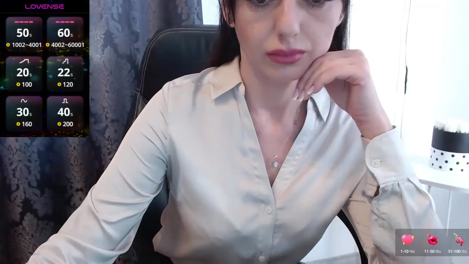 Gallery image thumbnail from GoddesAlesia's myfreecams stream on, 10/23/2024, 09:04 image 13 of 20