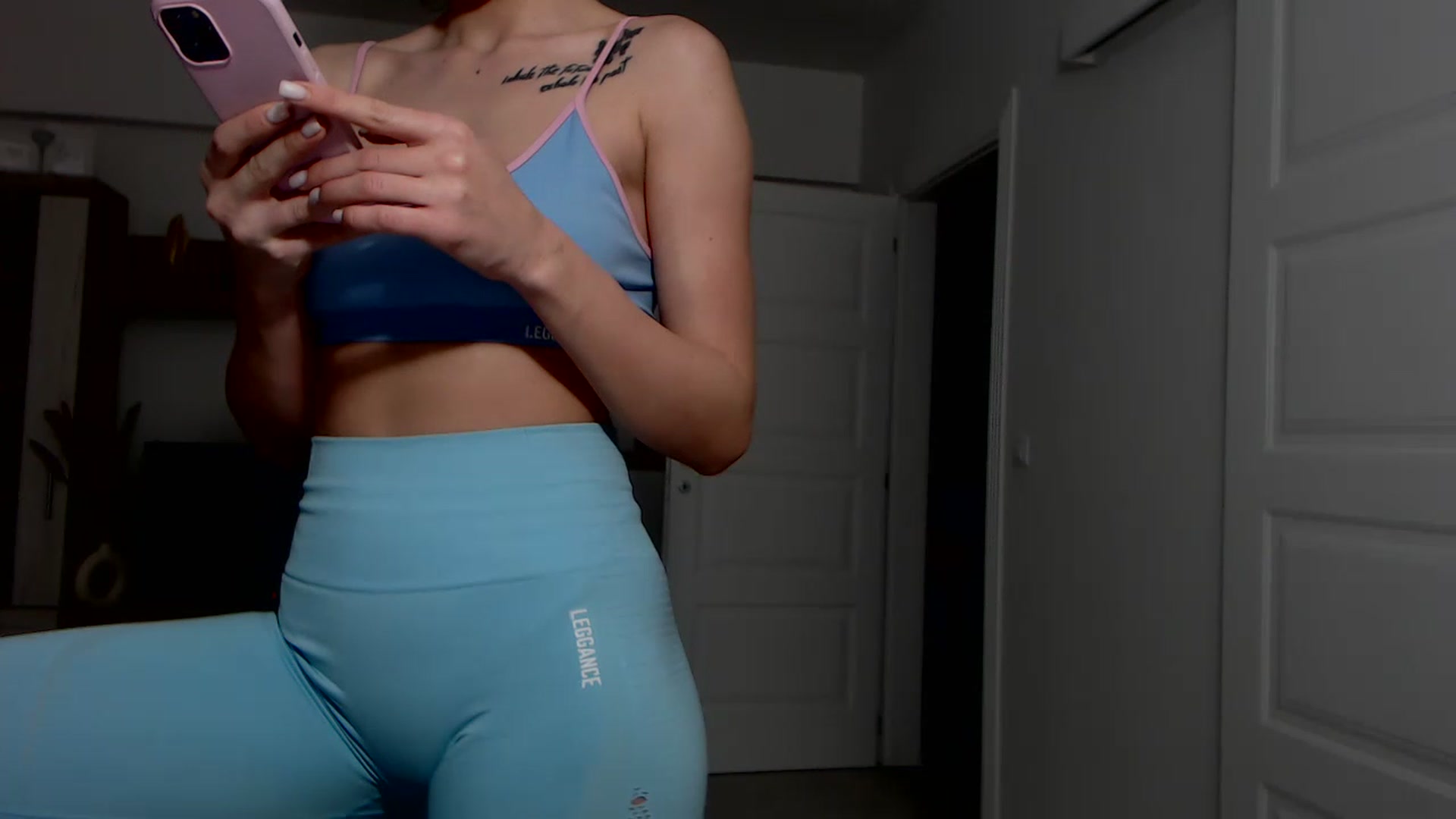 Gallery image thumbnail from GoddesFreya's myfreecams stream on, 11/22/2022, 14:31 image 20 of 20