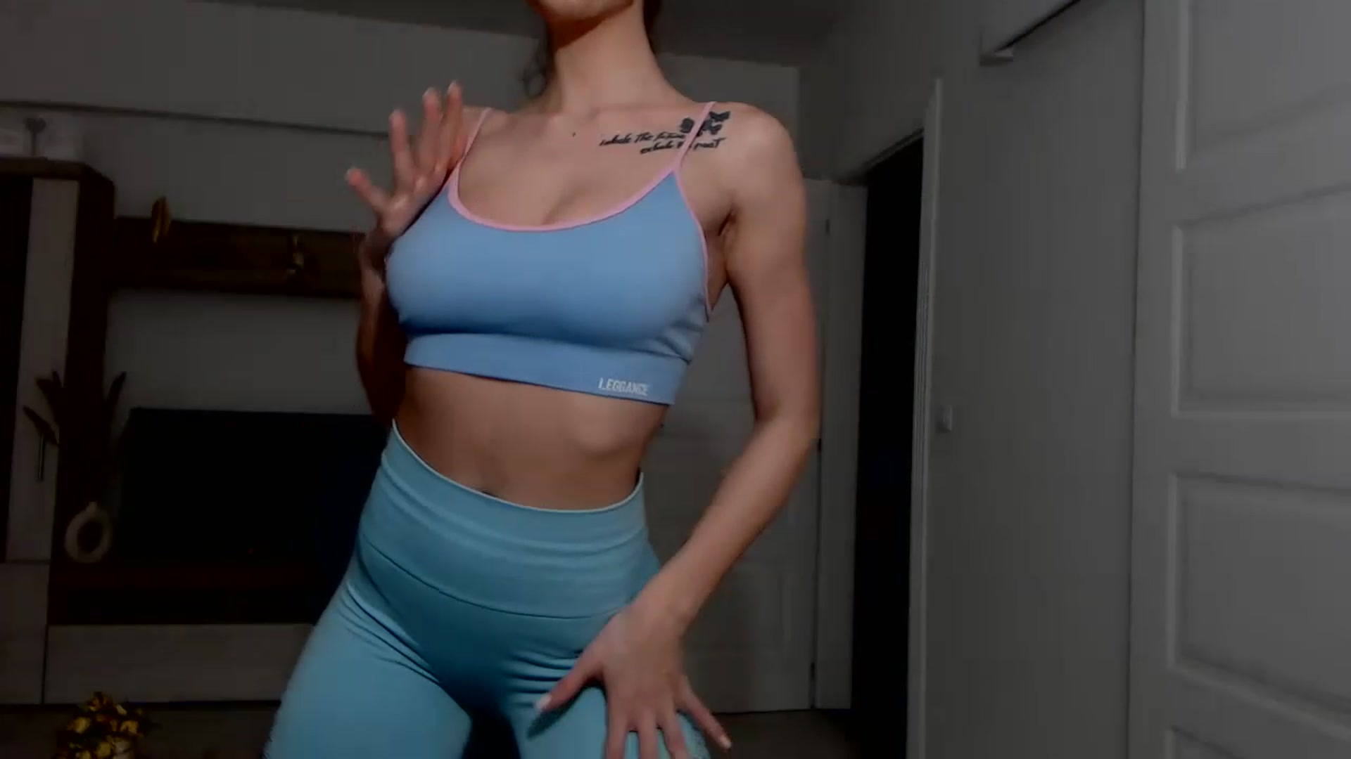 Gallery image thumbnail from GoddesFreya's myfreecams stream on, 11/22/2022, 14:31 image 19 of 20