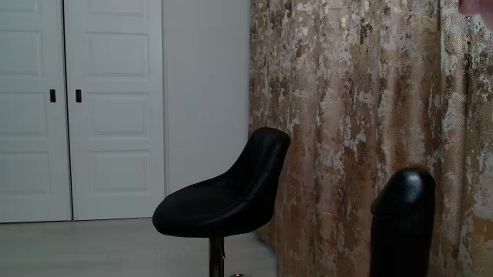 Gallery image thumbnail from GoddesFreya's myfreecams stream on, 05/08/2023, 16:57 image 16 of 20
