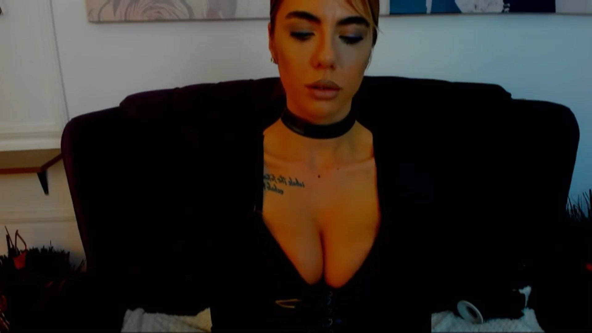 Gallery image thumbnail from GoddesFreya's myfreecams stream on, 04/29/2024, 17:04 image 19 of 20